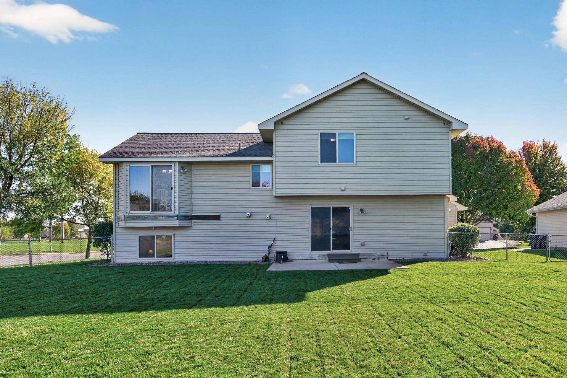3765 Woodside Drive, Monticello, MN 55362 This home offers plenty of room to create your own outdoor retreatincluding the potential to add a spacious deck off the home for grilling, entertaining and relaxing.