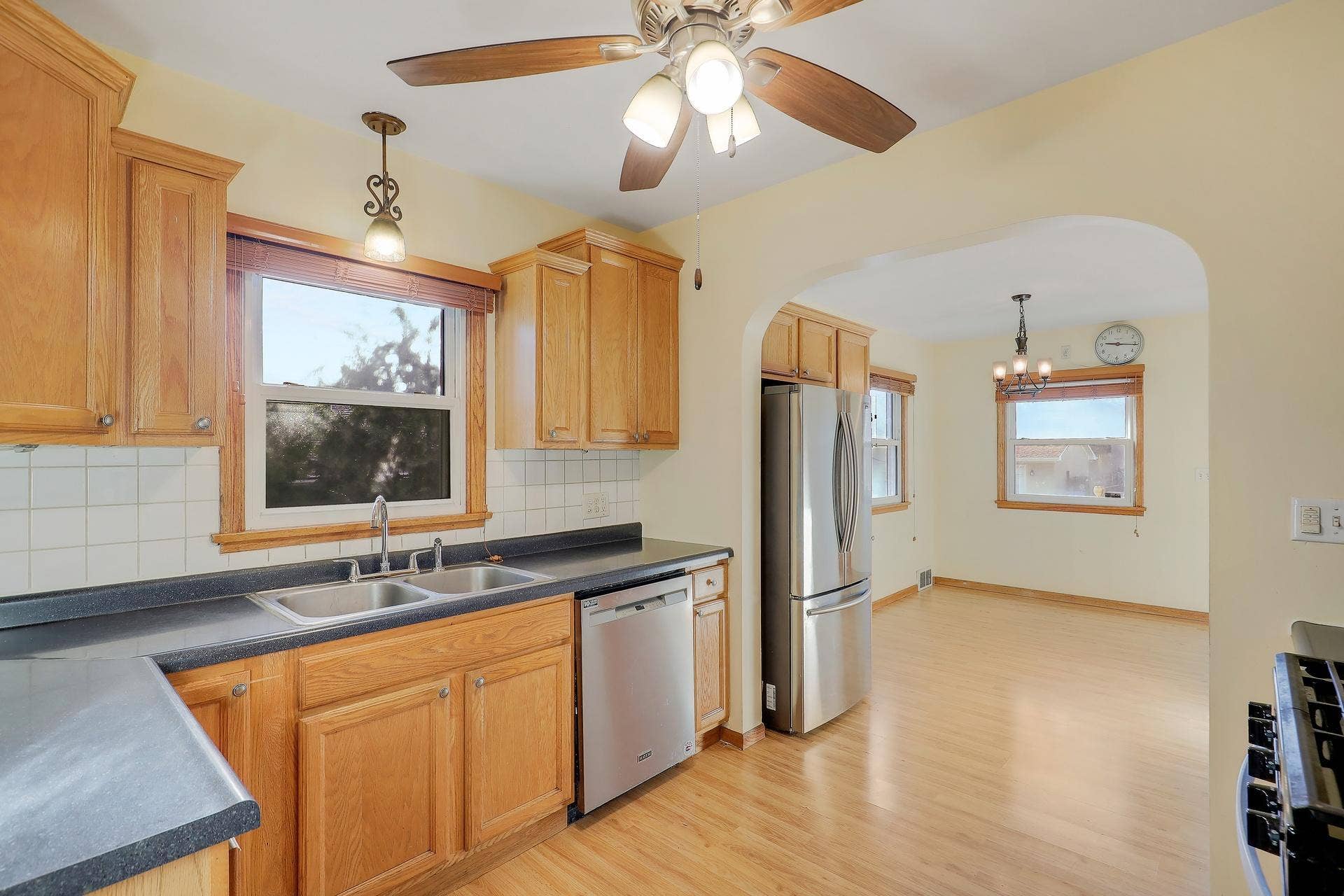 1322 Reaney Avenue, 92, Saint Paul, MN 55106 8710Photography-Web-Friendly-1322-Reaney-Avenue-East-Saint-Paul-MN-55106-13.jpg