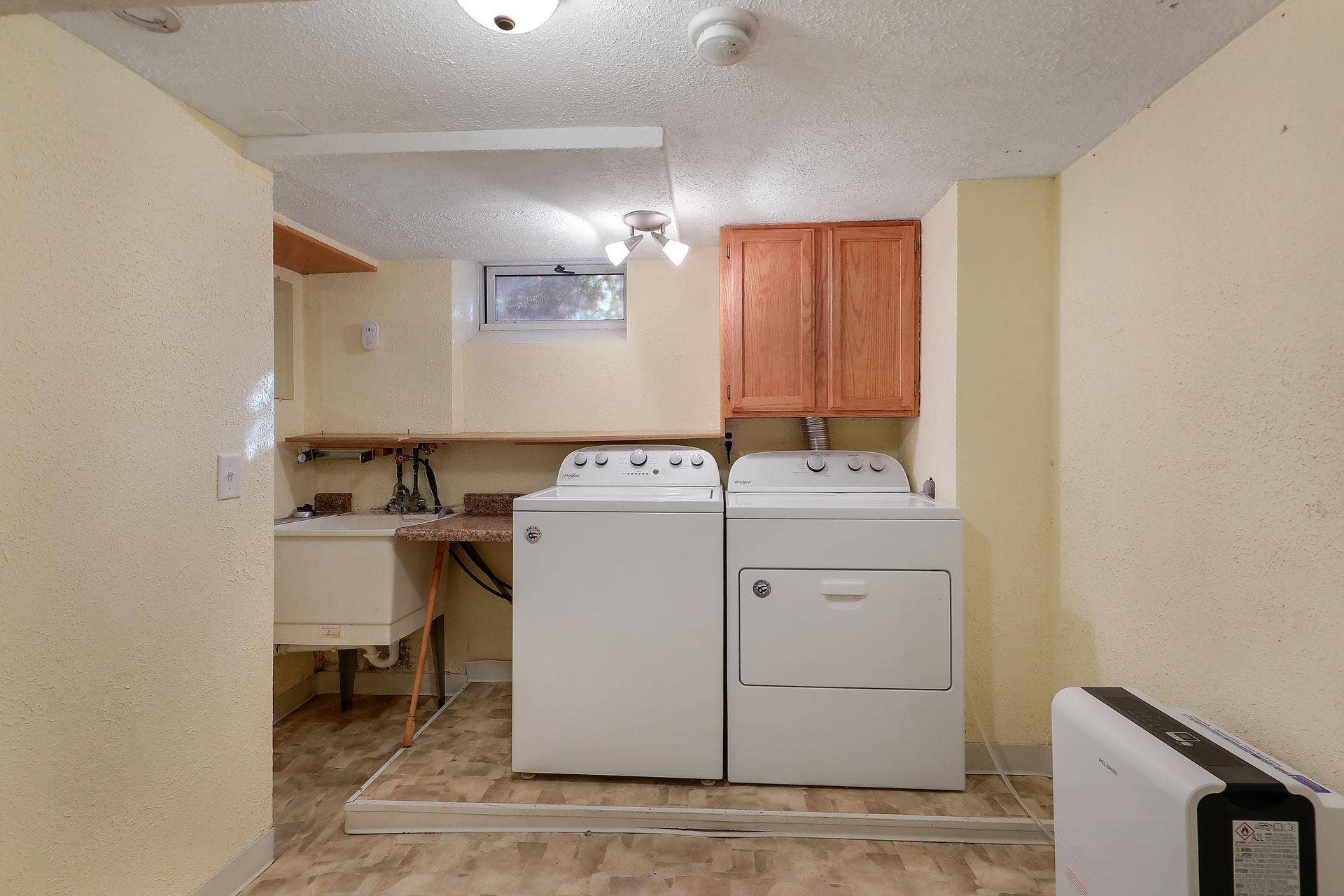 1322 Reaney Avenue, 92, Saint Paul, MN 55106 8710Photography-Web-Friendly-1322-Reaney-Avenue-East-Saint-Paul-MN-55106-41.jpg