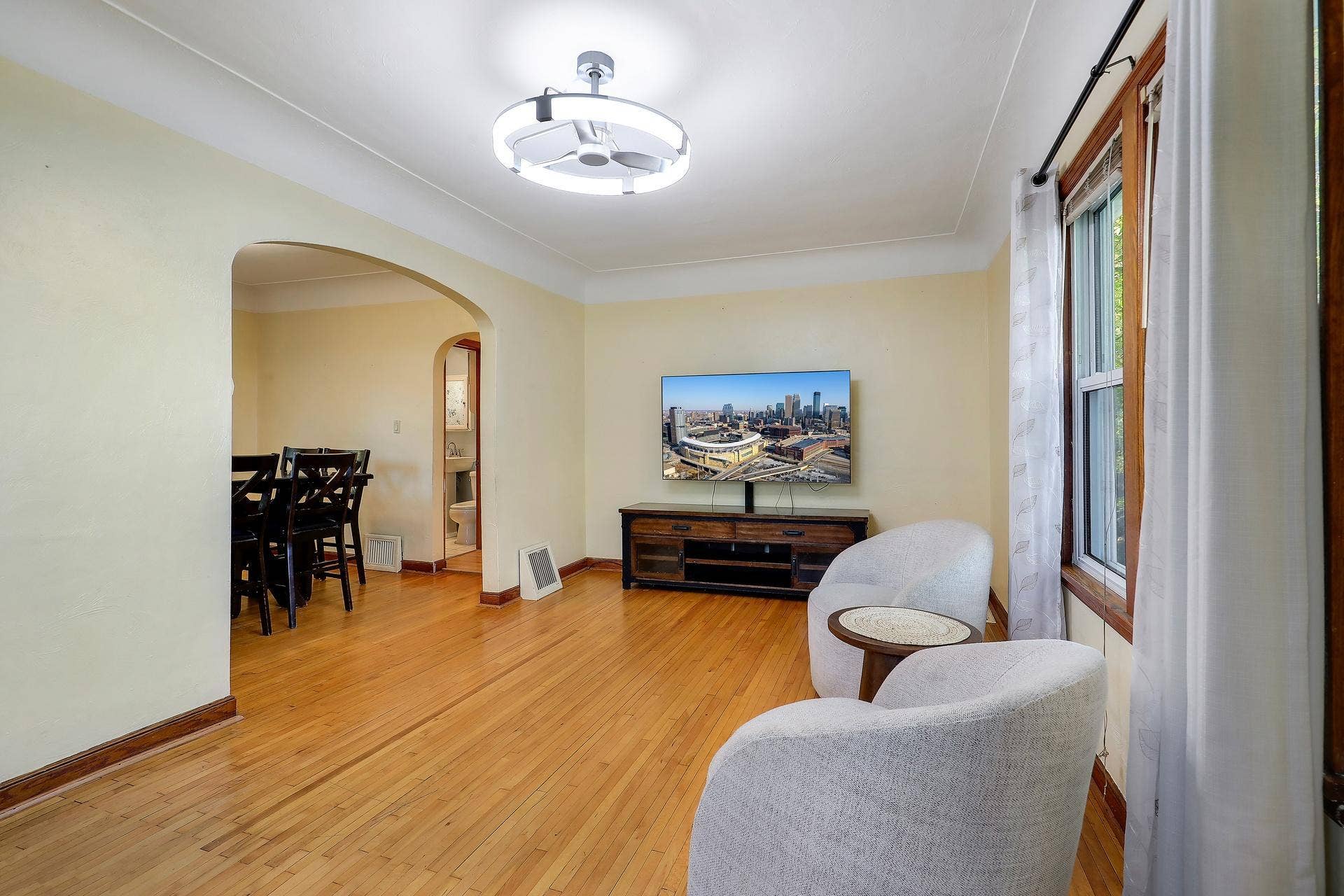 1322 Reaney Avenue, 92, Saint Paul, MN 55106 8710Photography-Web-Friendly-1322-Reaney-Avenue-East-Saint-Paul-MN-55106-8.jpg
