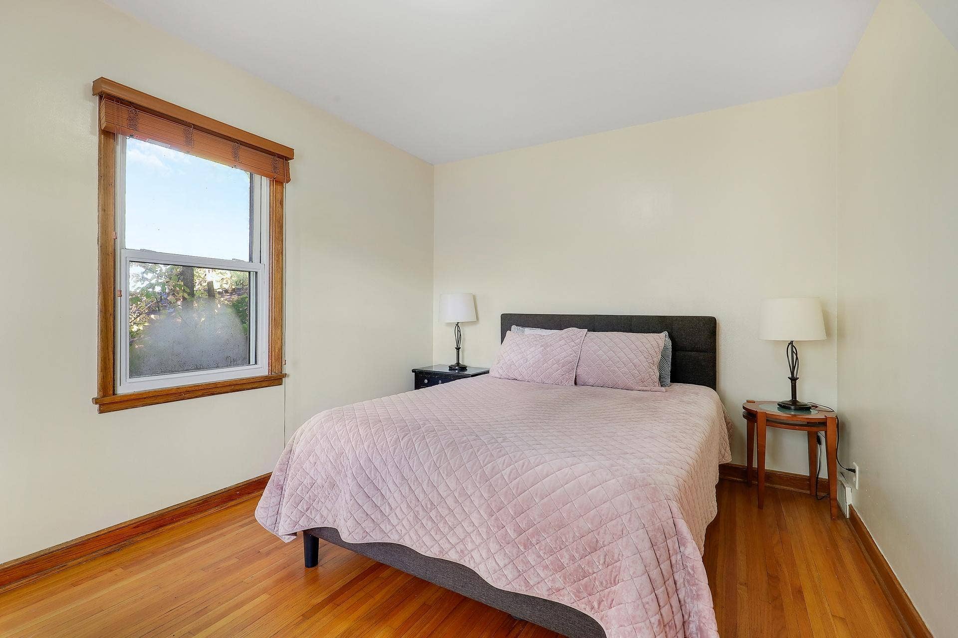 1322 Reaney Avenue, 92, Saint Paul, MN 55106 8710Photography-Web-Friendly-1322-Reaney-Avenue-East-Saint-Paul-MN-55106-23.jpg