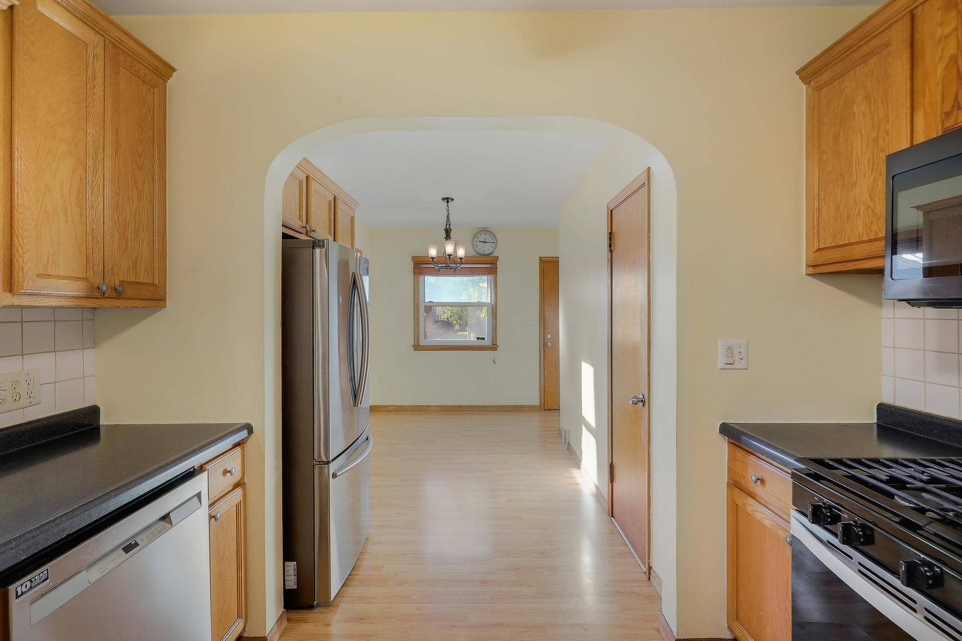 1322 Reaney Avenue, 92, Saint Paul, MN 55106 8710Photography-Web-Friendly-1322-Reaney-Avenue-East-Saint-Paul-MN-55106-14.jpg