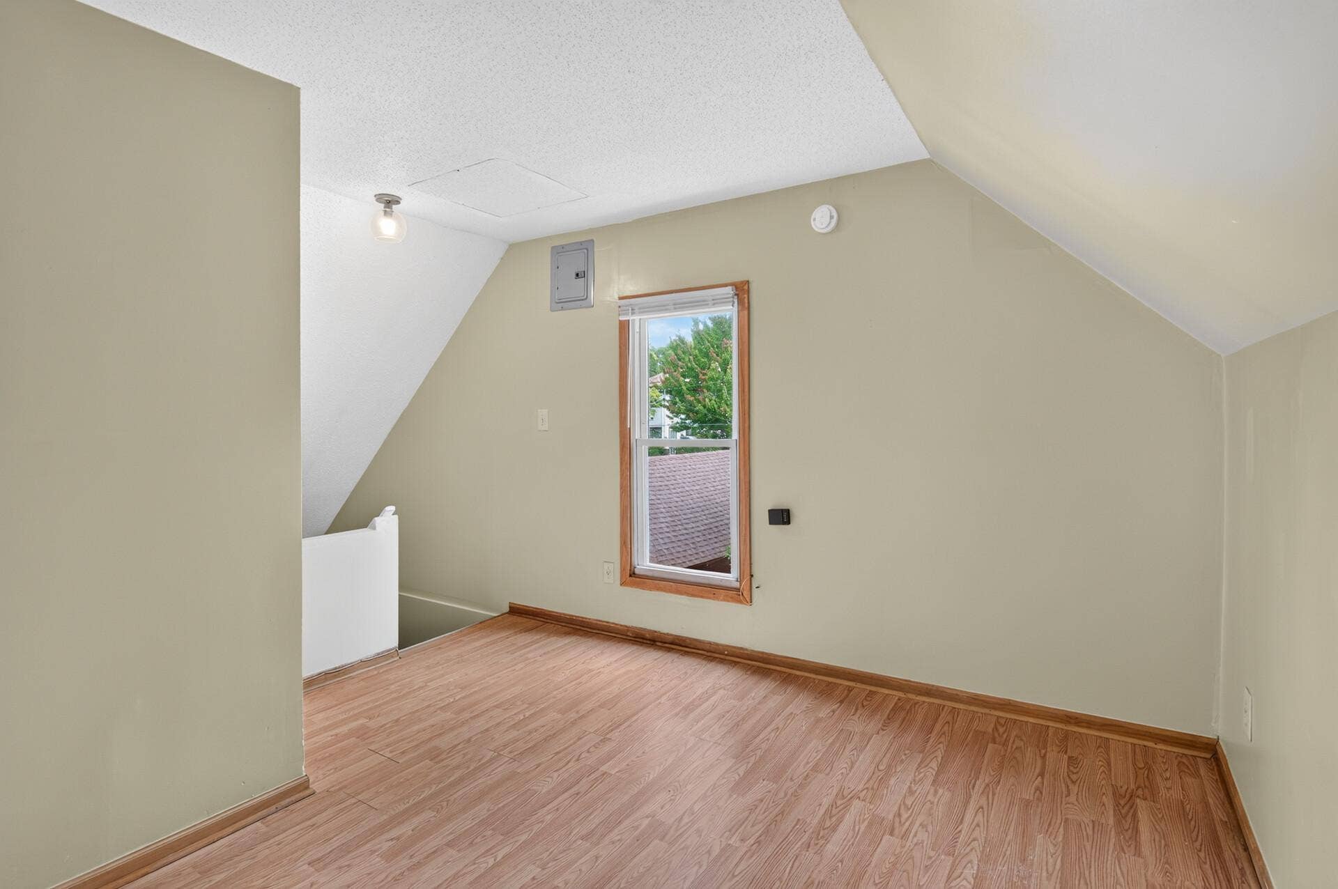 2545 Fillmore Street NE, 2, Minneapolis, MN 55418 33_2545_Fillmore33_mls.jpg