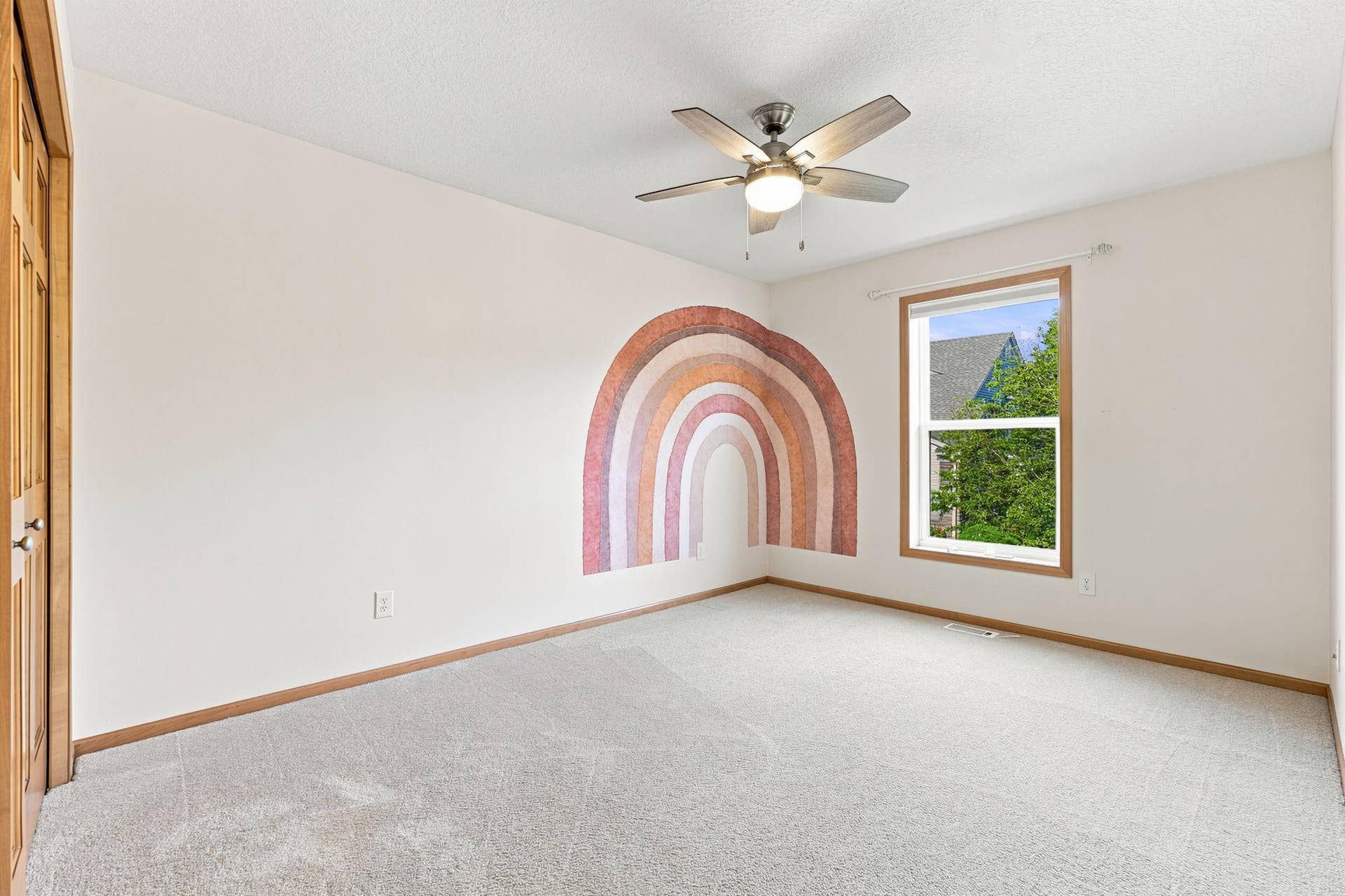 7143 Arthur Drive, Woodbury, MN 55125 Upper level bedroom.