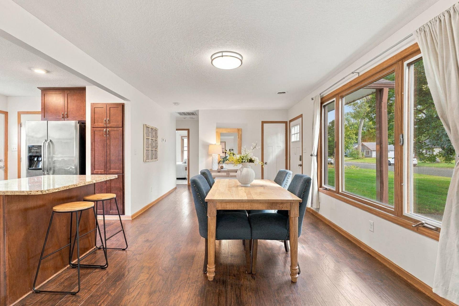 10112 Stevens Avenue S, Bloomington, MN 55420 16-web-or-mls-10112 Stevens Ave S-16.jpg