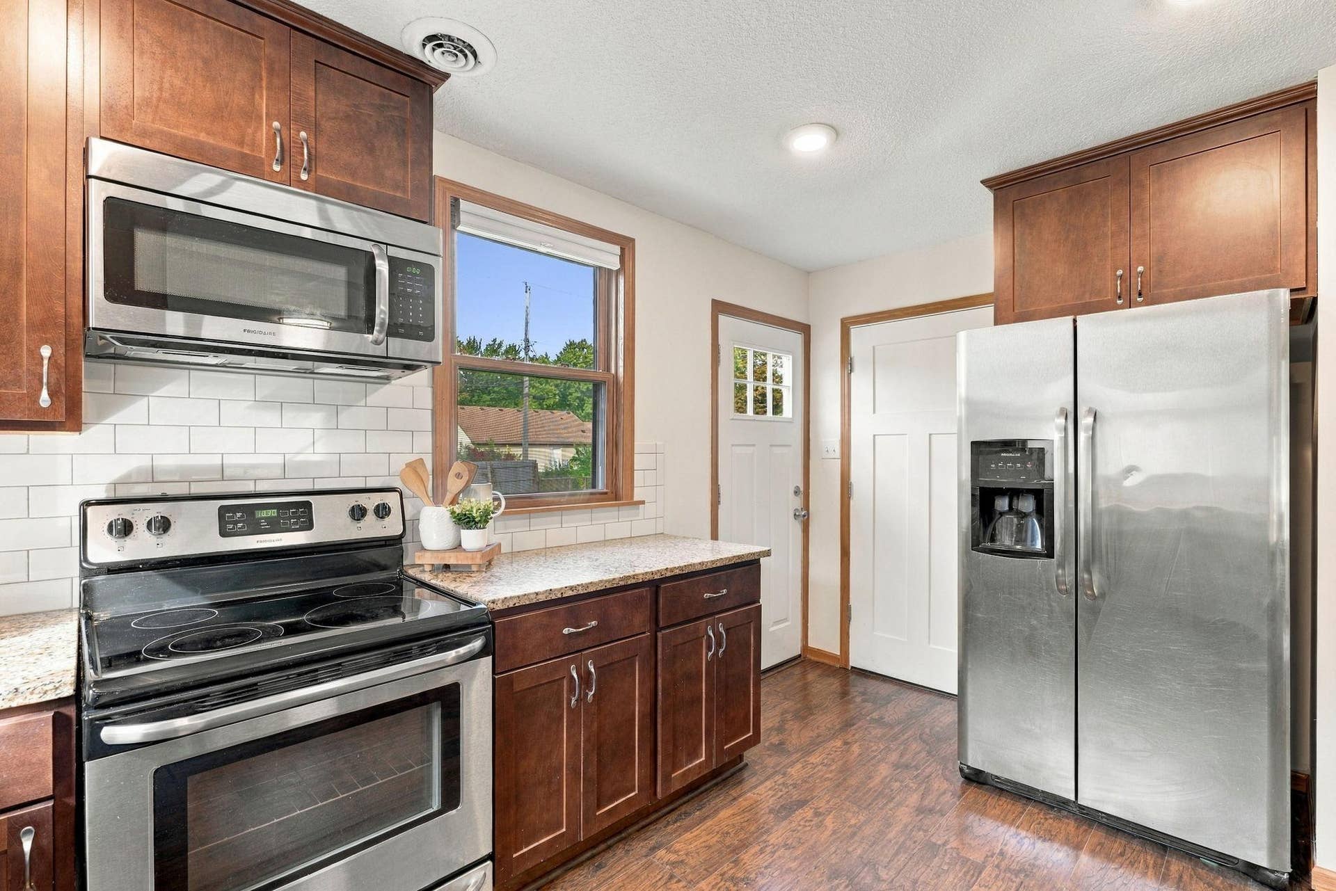 10112 Stevens Avenue S, Bloomington, MN 55420 20-web-or-mls-10112 Stevens Ave S-20.jpg