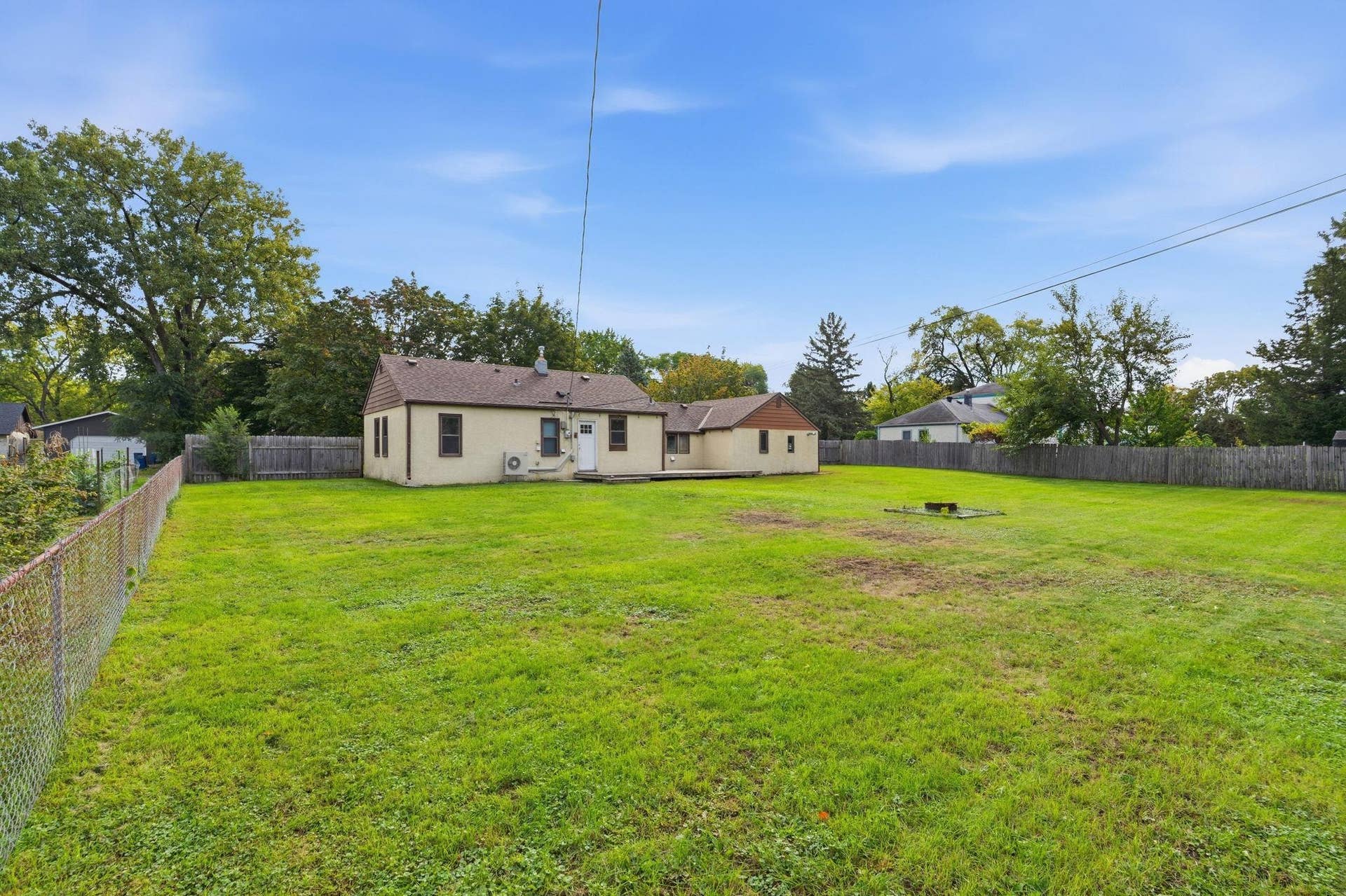 10112 Stevens Avenue S, Bloomington, MN 55420 8-web-or-mls-10112 Stevens Ave S-8.jpg
