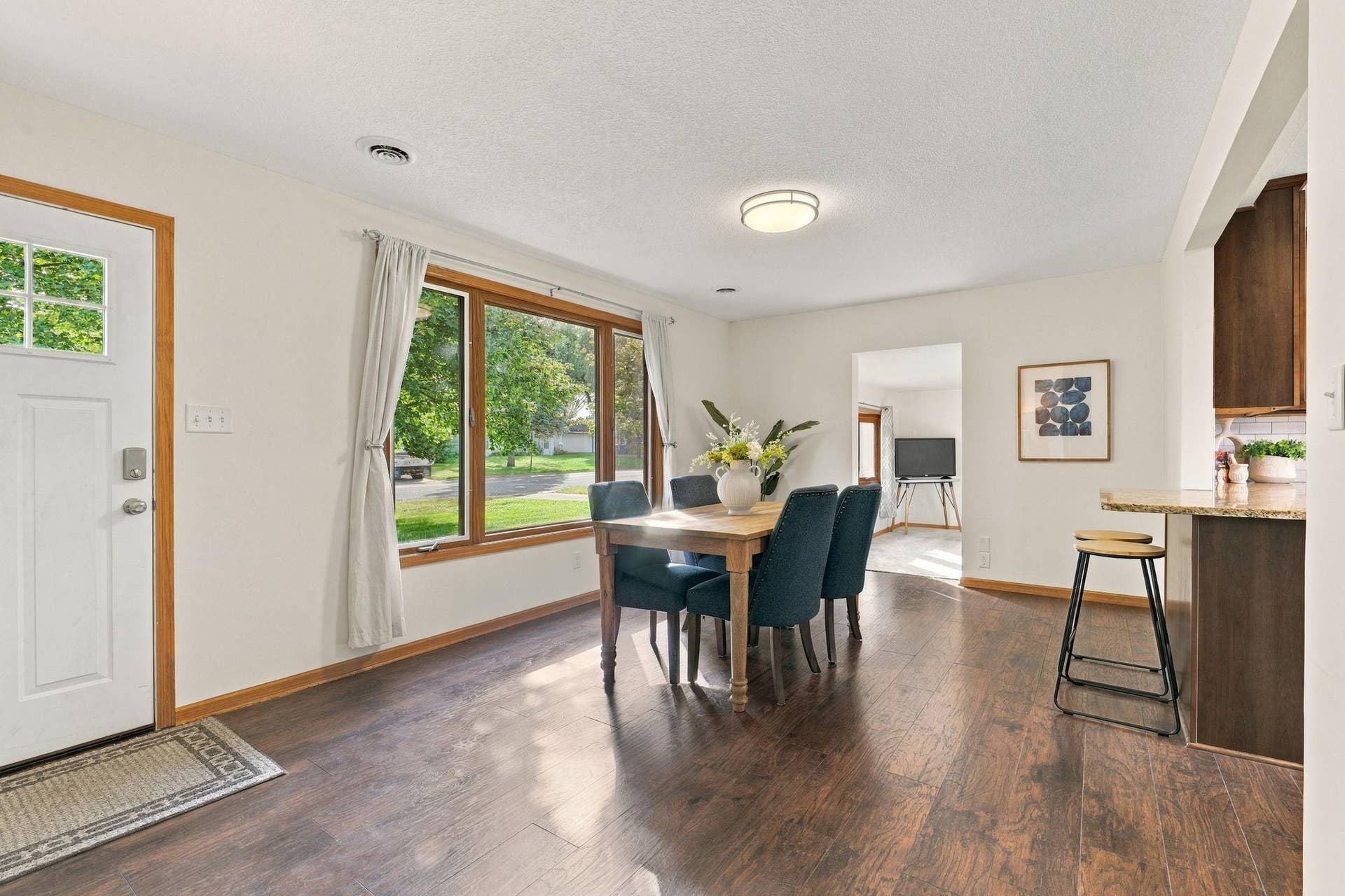 10112 Stevens Avenue S, Bloomington, MN 55420 14-web-or-mls-10112 Stevens Ave S-14.jpg