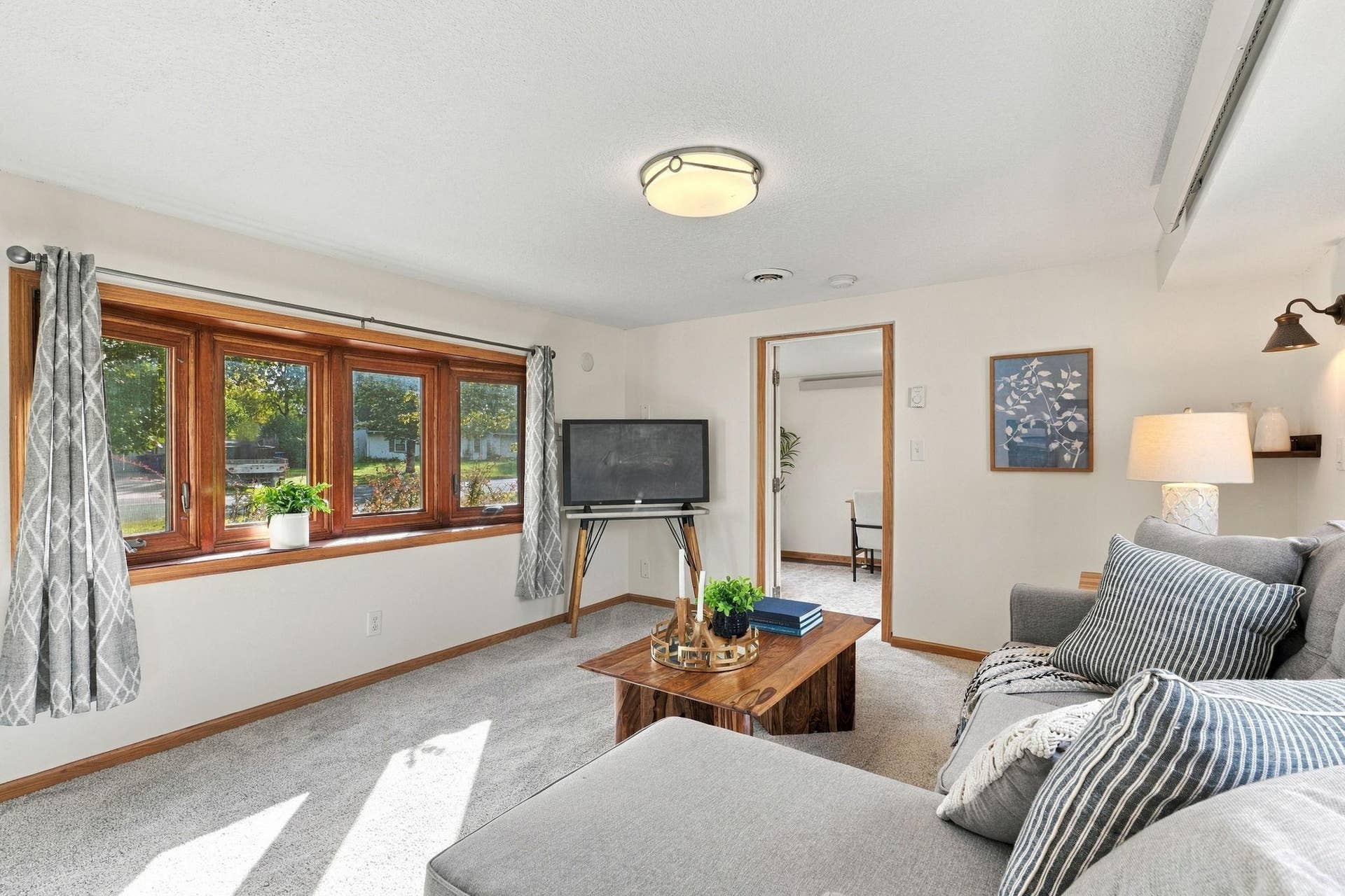 10112 Stevens Avenue S, Bloomington, MN 55420 24-web-or-mls-10112 Stevens Ave S-24.jpg