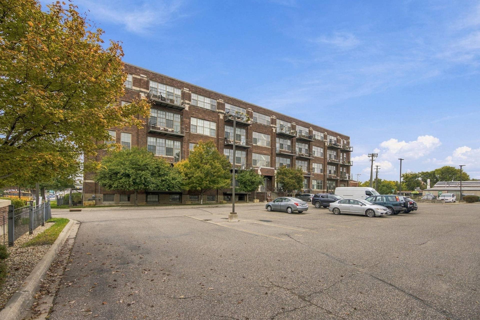 1901 E Hennepin Avenue, #303, 53, Minneapolis, MN 55413 2-web-or-mls-1901 E Hennepin Ave-2.jpg