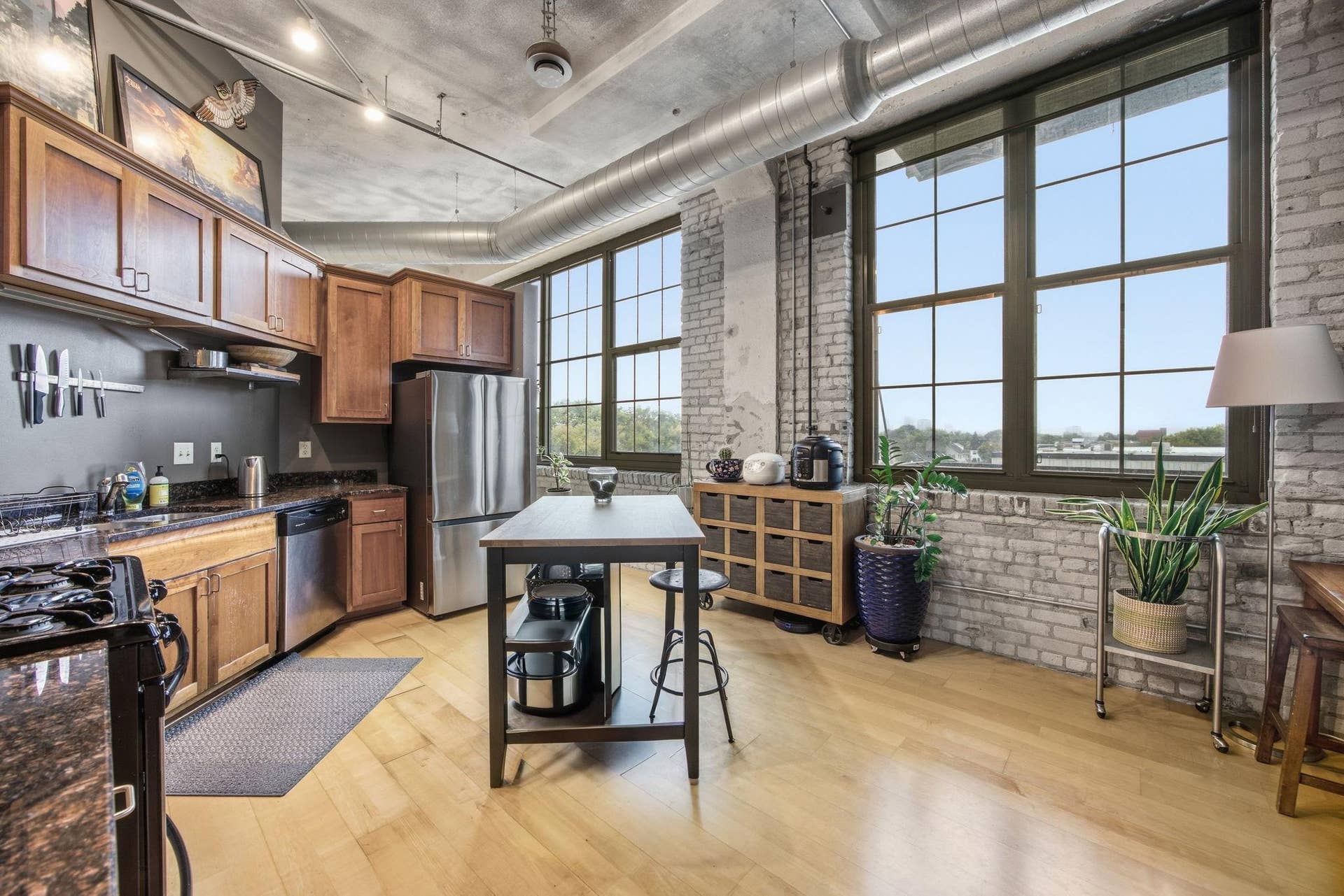 1901 E Hennepin Avenue, #303, 53, Minneapolis, MN 55413 Kitchen with Skyline of Mpls views