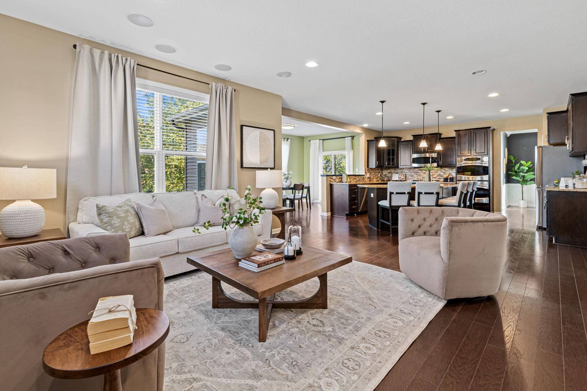 626 Eastgate Parkway, Mahtomedi, MN 55115 626 Eastgate Parkway, Mahtomedi, MN 55115
