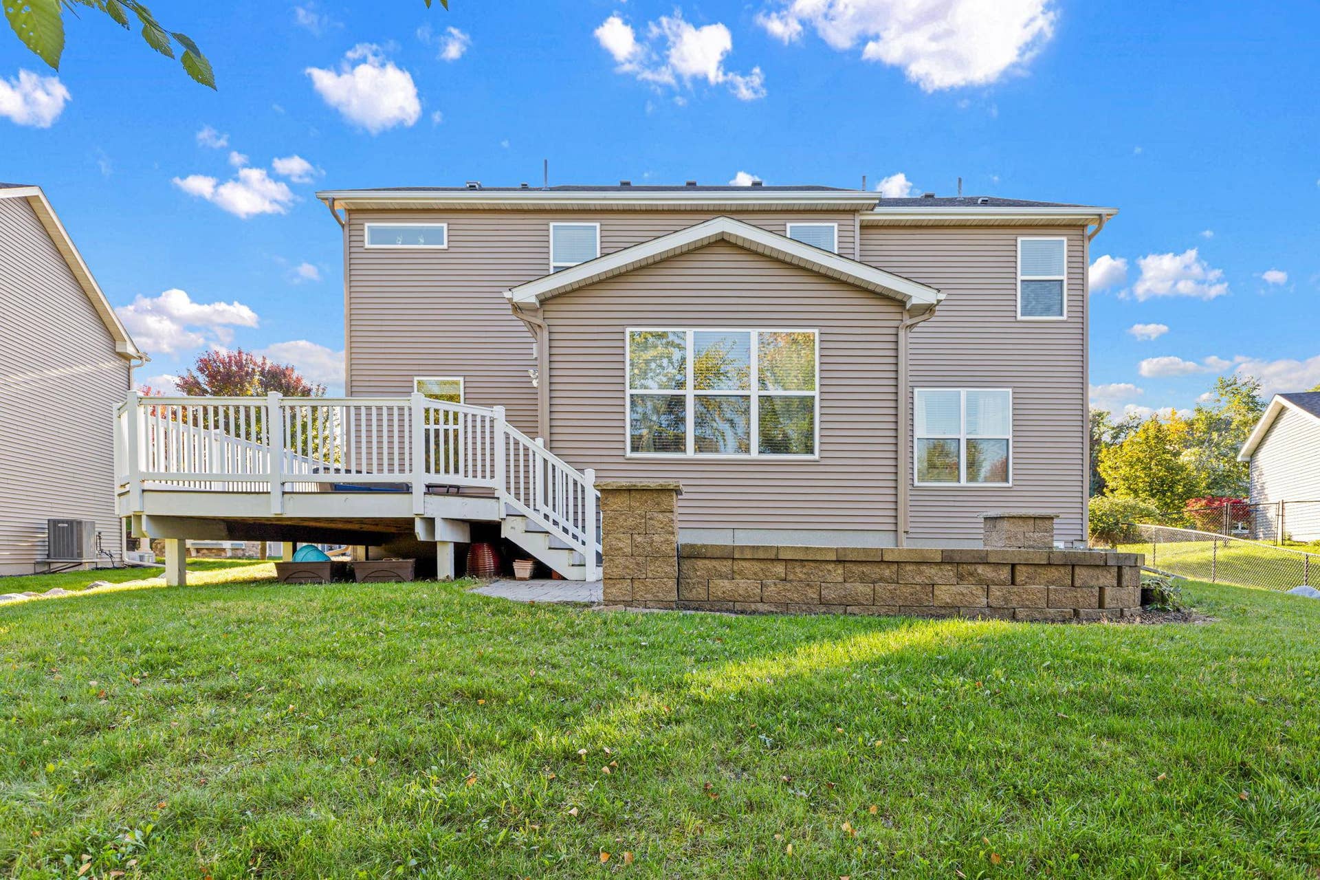 626 Eastgate Parkway, Mahtomedi, MN 55115 Backyard with Deck and Patio Space!