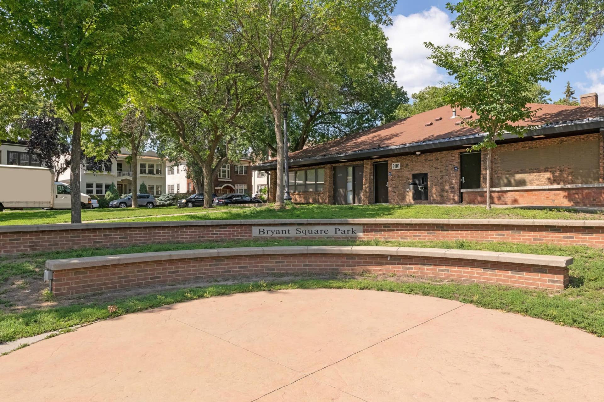 207 W 34th Street, 48, Minneapolis, MN 55408 Image-44.jpg