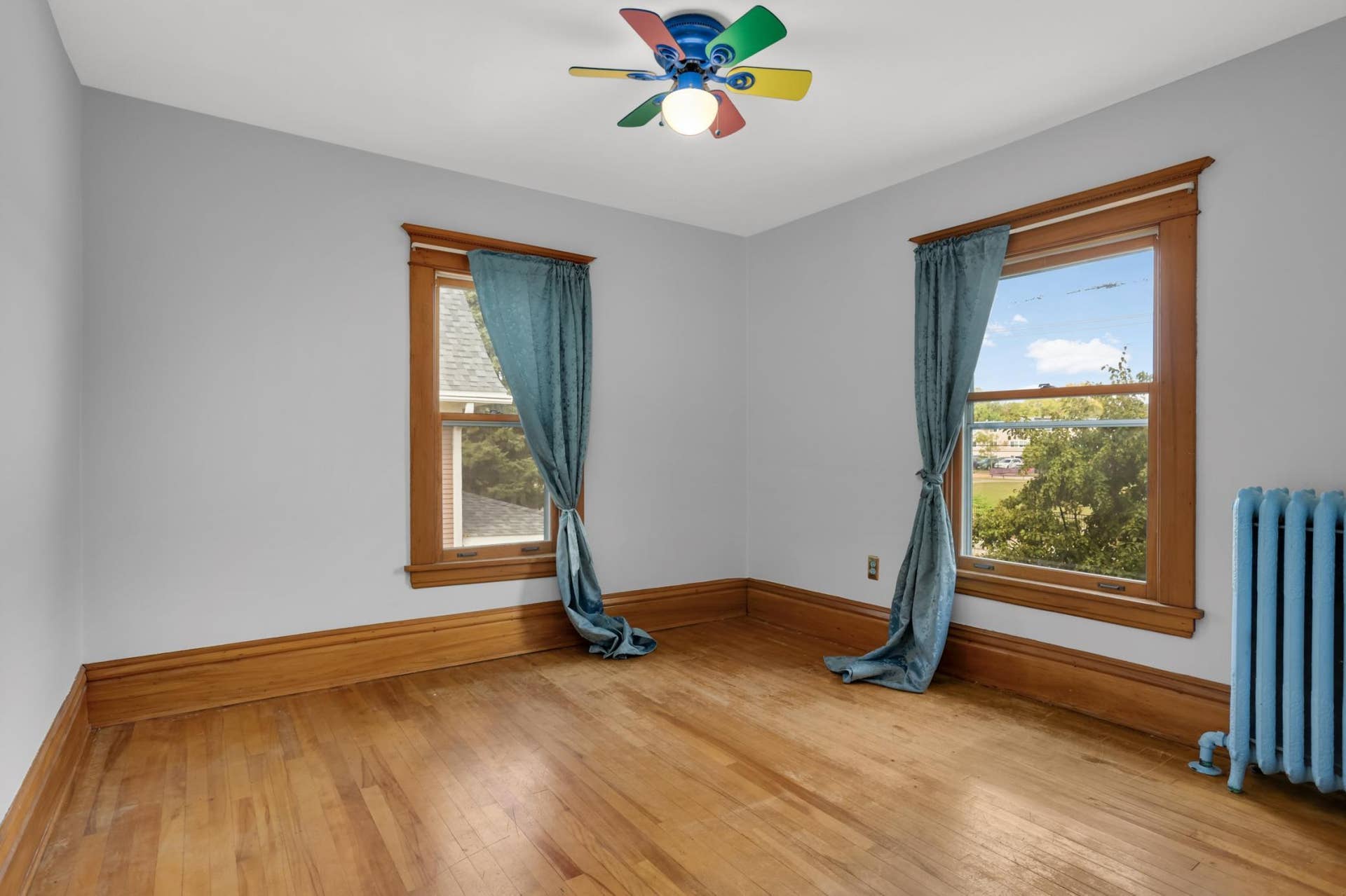 207 W 34th Street, 48, Minneapolis, MN 55408 Image-21.jpg