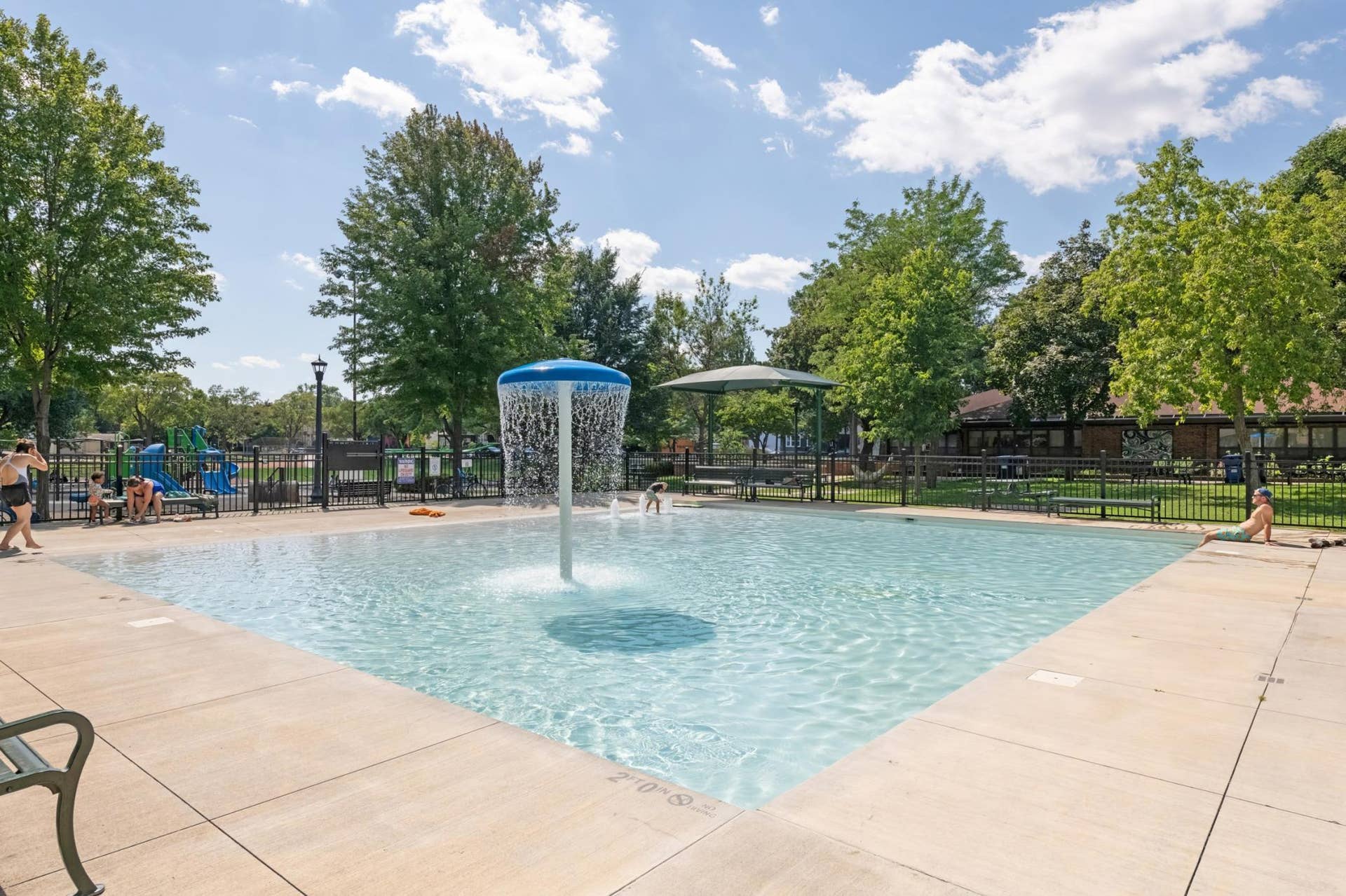 207 W 34th Street, 48, Minneapolis, MN 55408 Image-46.jpg