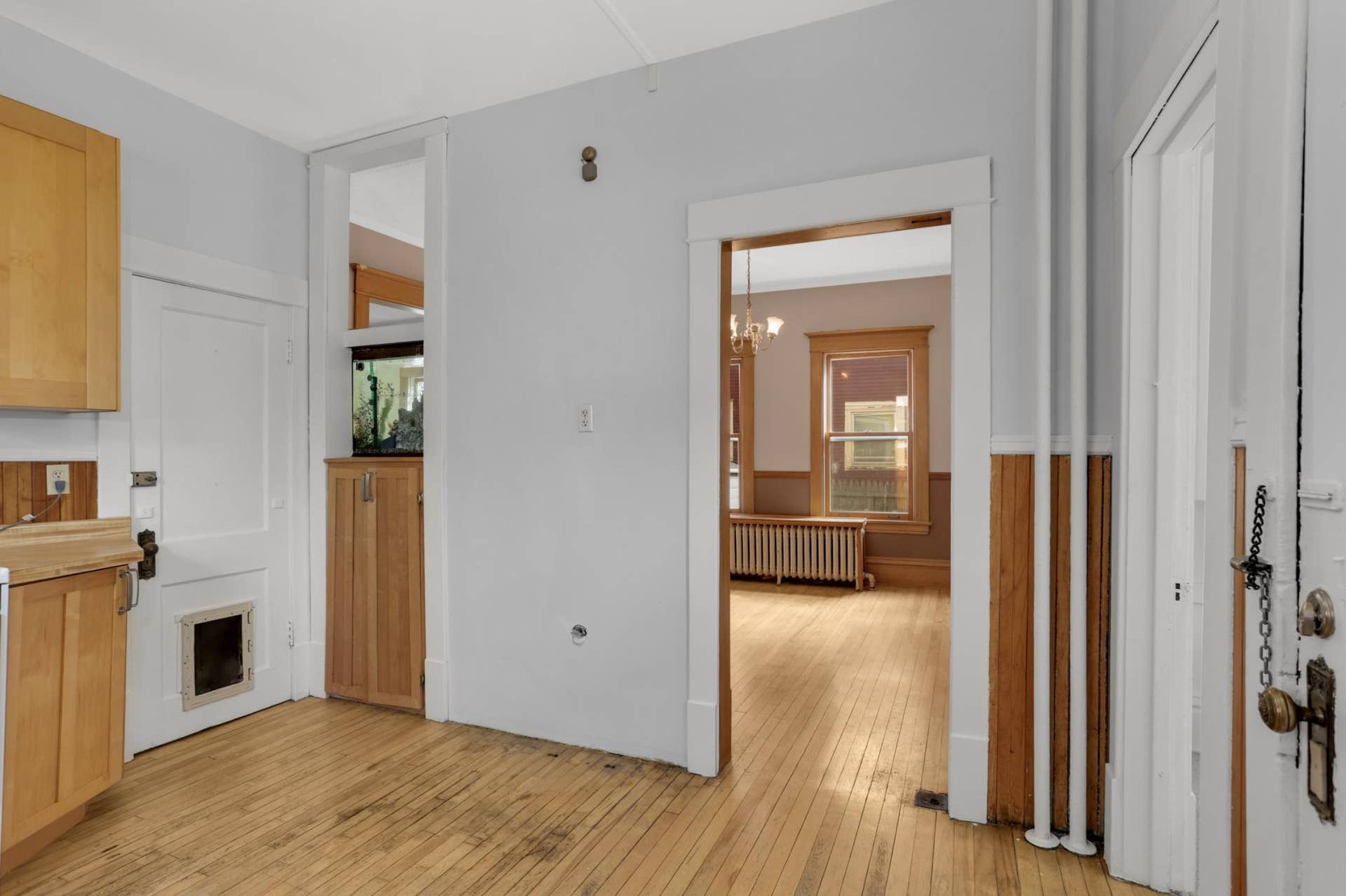 207 W 34th Street, 48, Minneapolis, MN 55408 Image-19.jpg