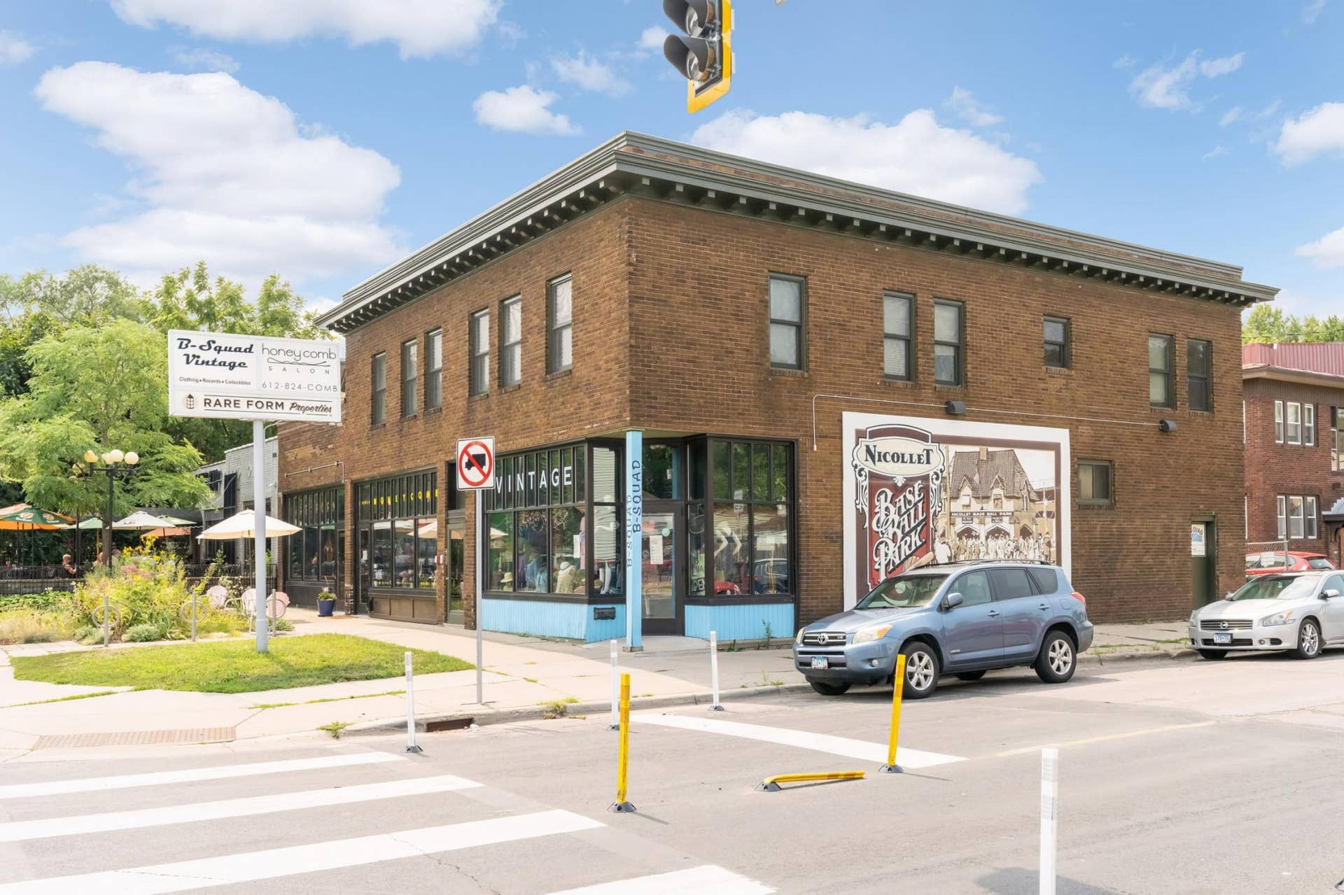 207 W 34th Street, 48, Minneapolis, MN 55408 Image-41.jpg