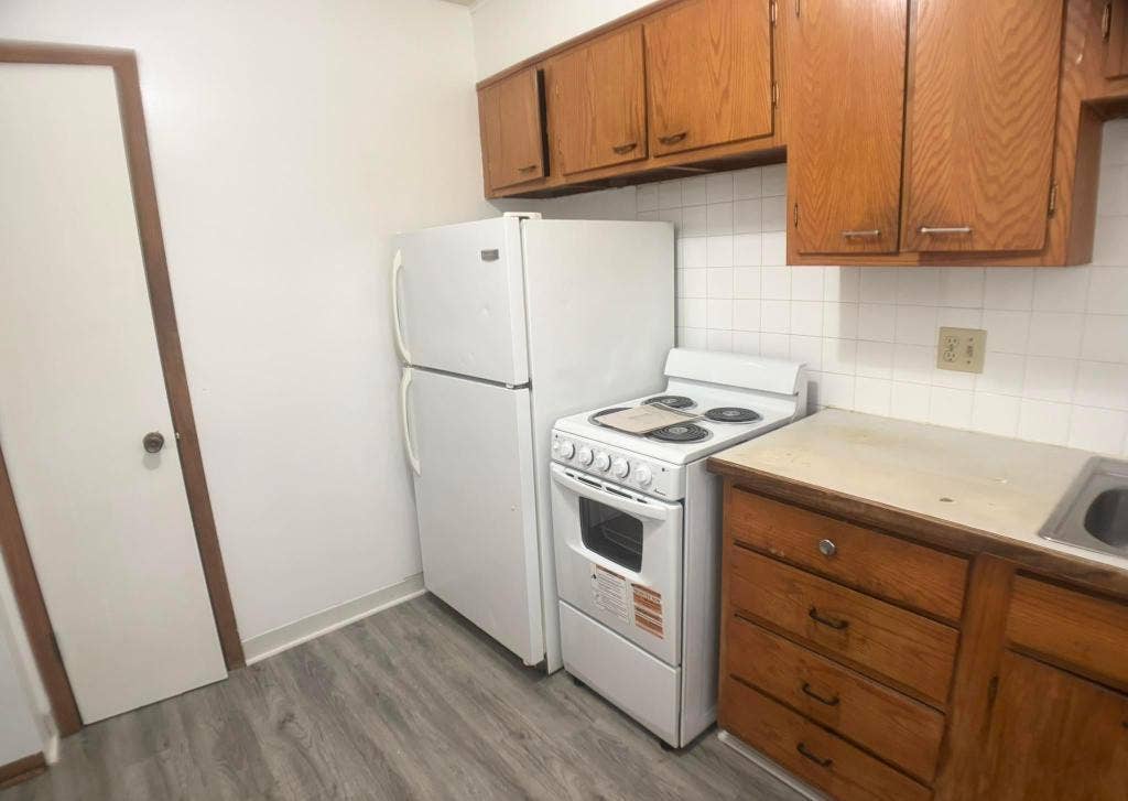 330 Magnolia Avenue E, 98, Saint Paul, MN 55130 9.jpg