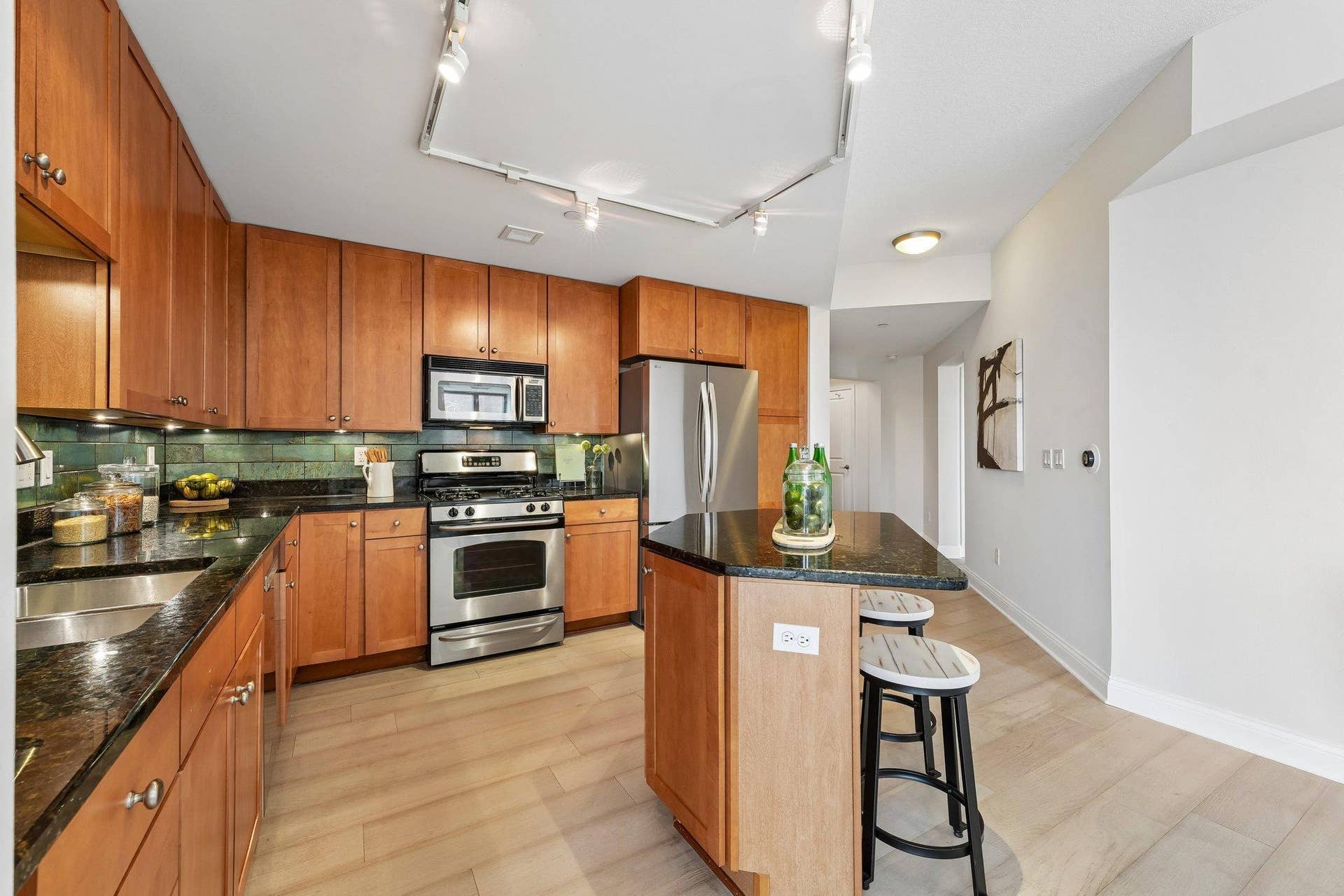 100 3rd Avenue S, #504, 19, Minneapolis, MN 55401 100 3rd Avenue S, #504, 19, Minneapolis, MN 55401
