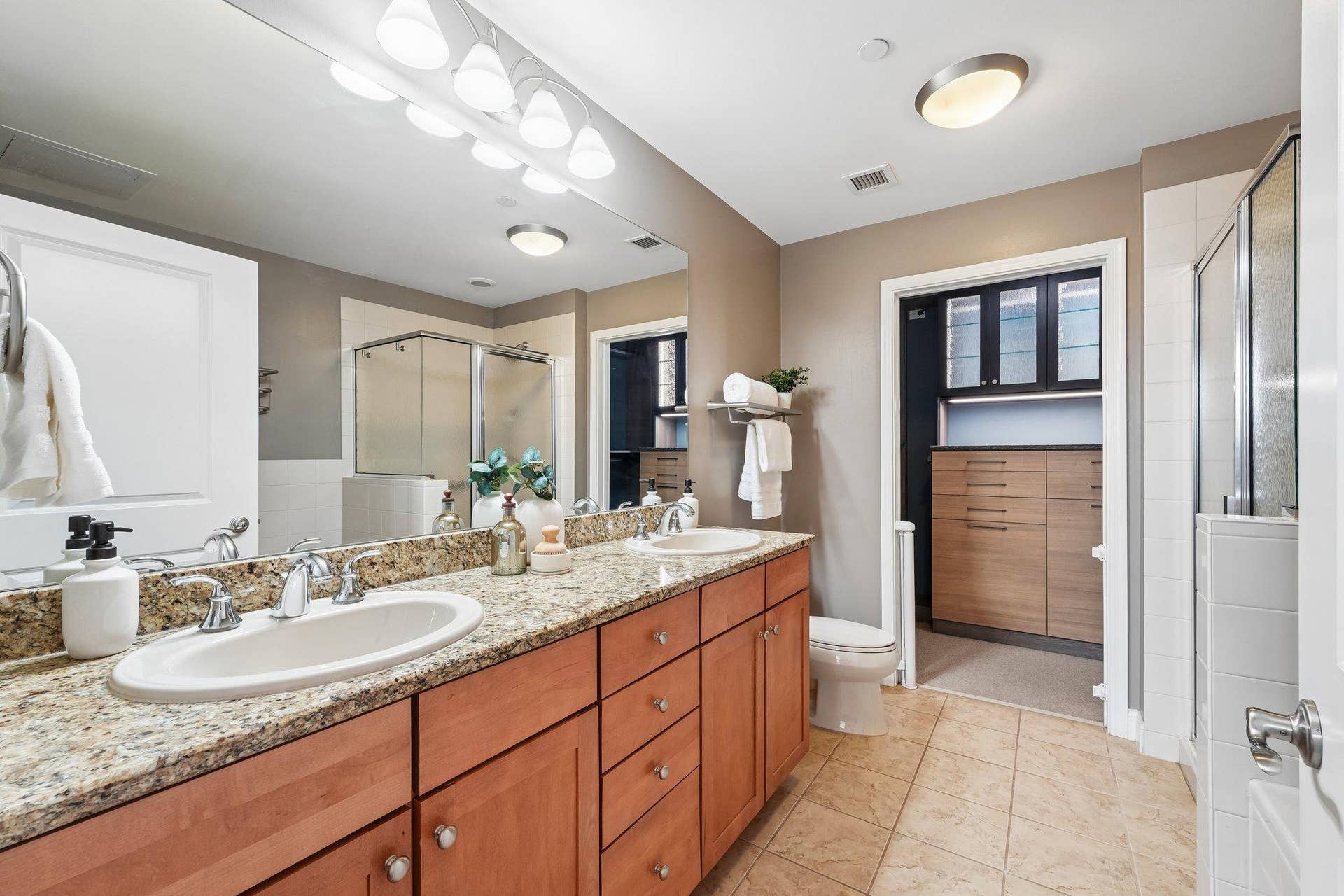 100 3rd Avenue S, #504, 19, Minneapolis, MN 55401 100 3rd Avenue S, #504, 19, Minneapolis, MN 55401