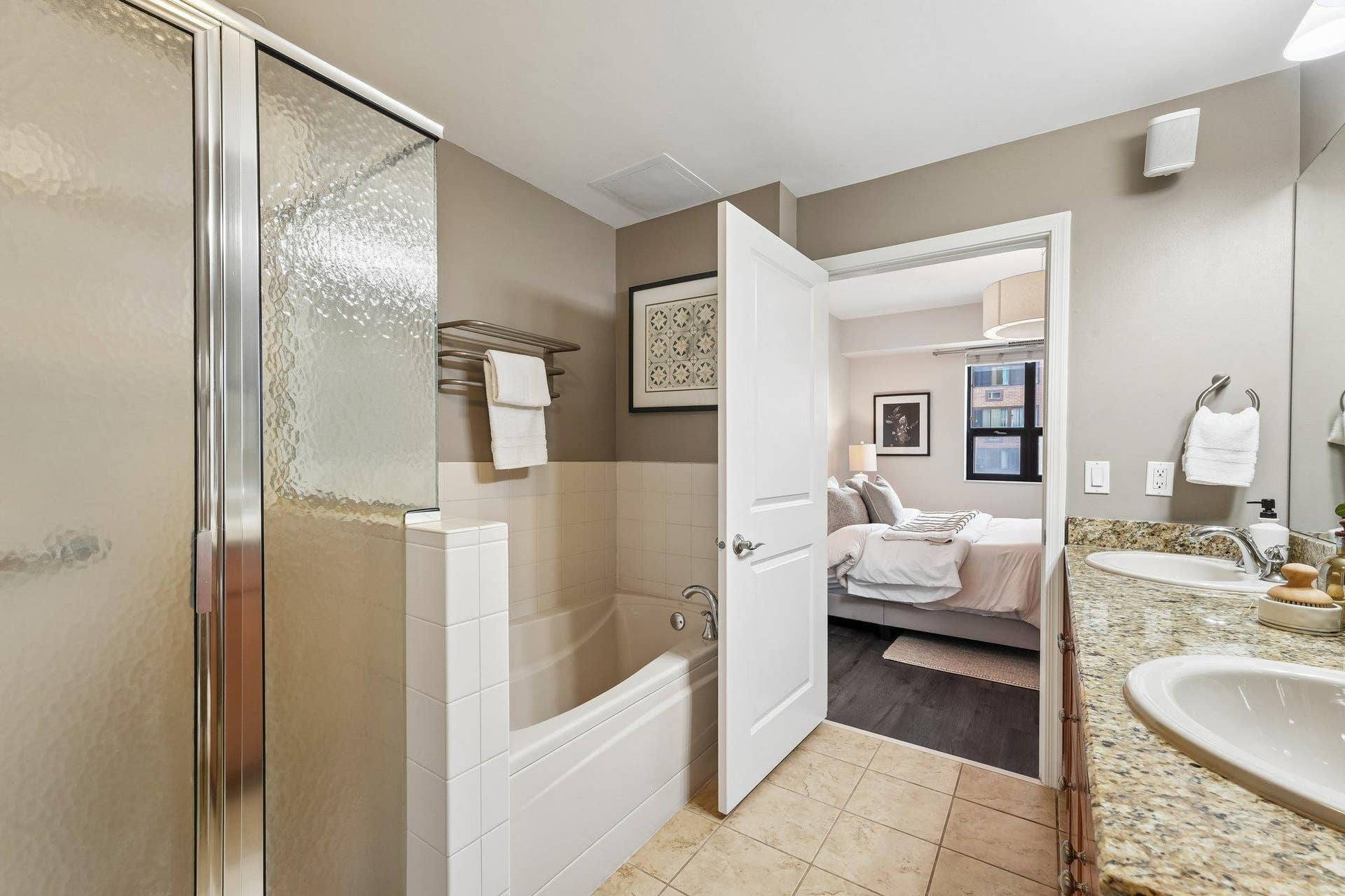 100 3rd Avenue S, #504, 19, Minneapolis, MN 55401 100 3rd Avenue S, #504, 19, Minneapolis, MN 55401