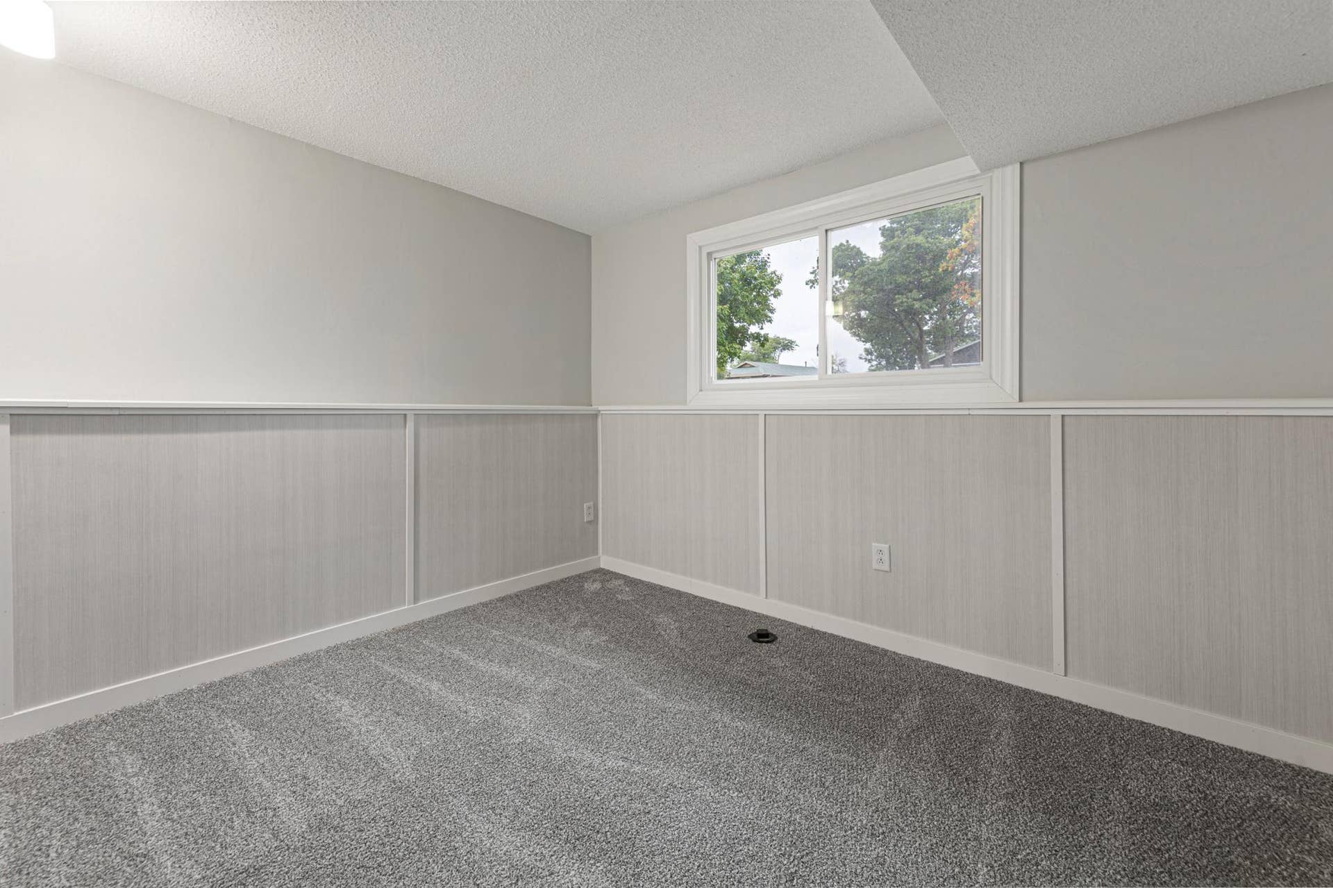 35 bedroom 4_lower.jpg