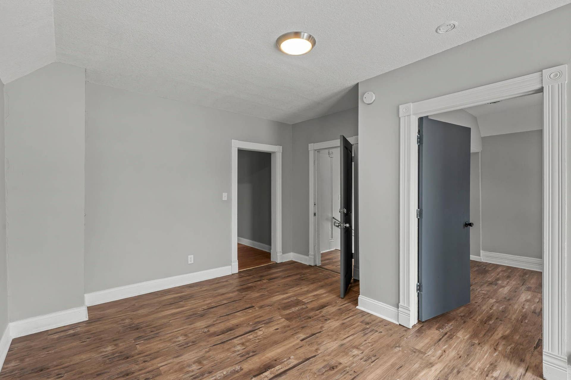 275 Western Avenue S, 103, Saint Paul, MN 55102 45-web-or-mls-275 Western Ave S-148.jpg