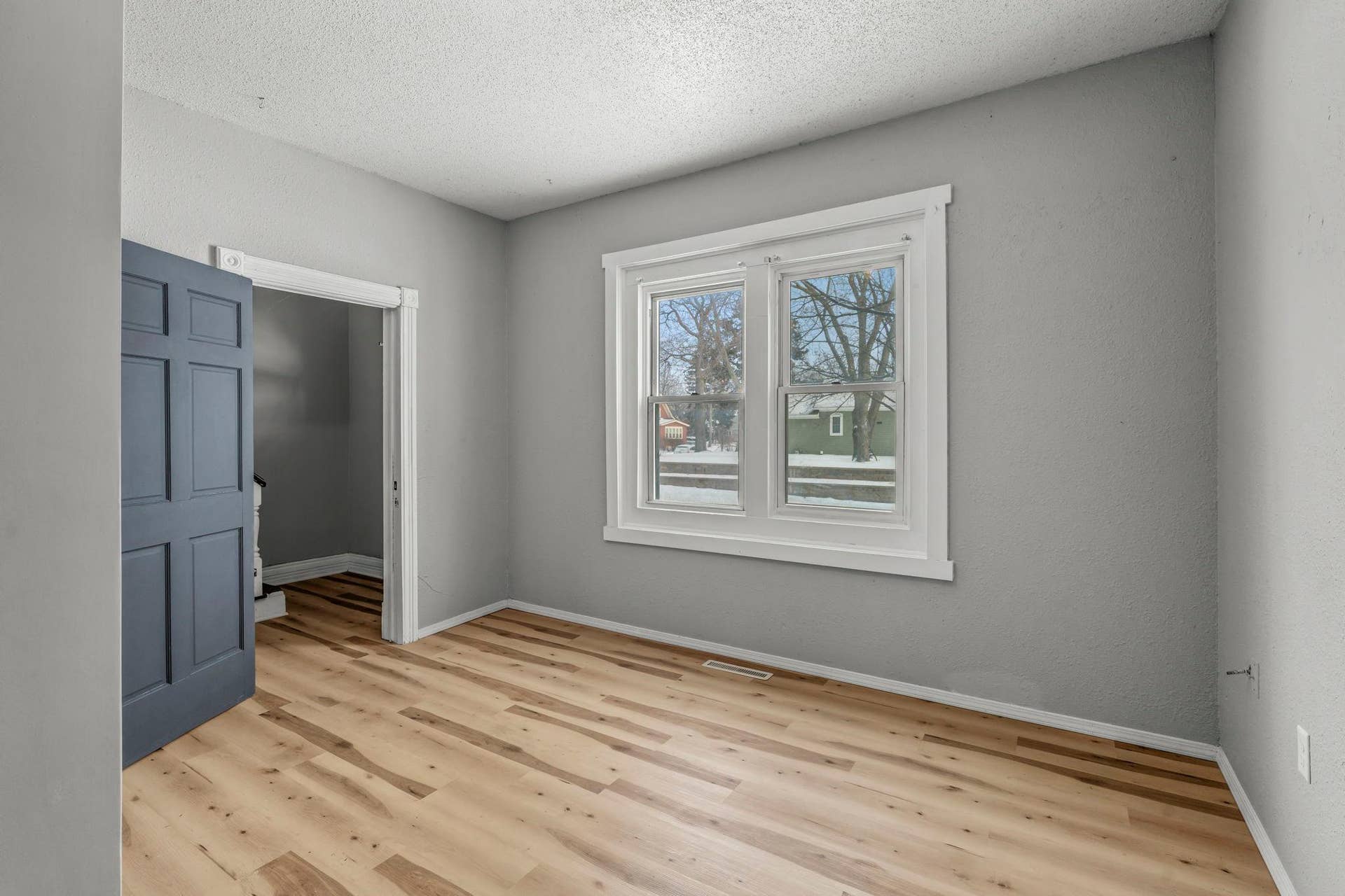 275 Western Avenue S, 103, Saint Paul, MN 55102 14-web-or-mls-275 Western Ave S-23.jpg