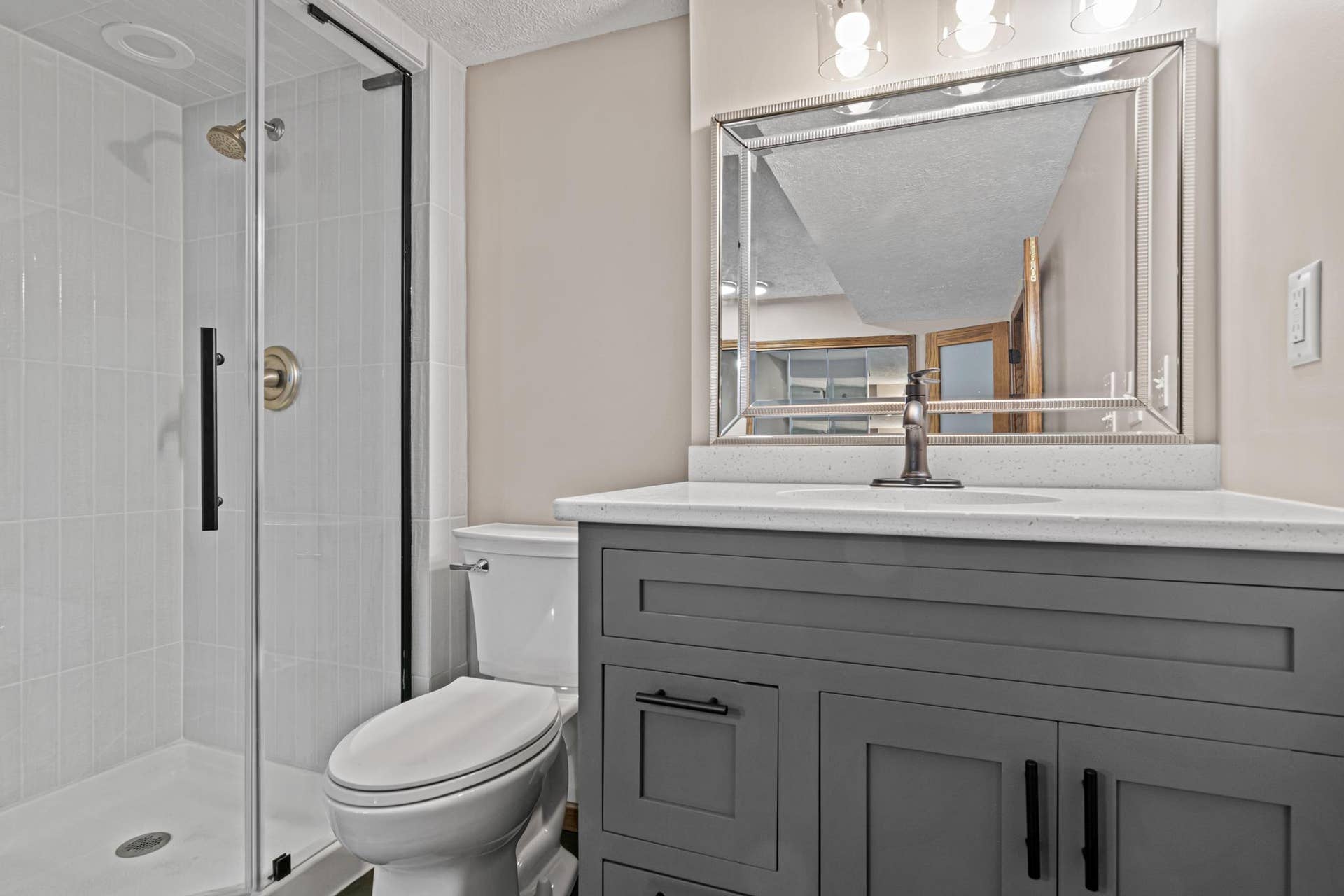 2365 Hillwood Drive E, Maplewood, MN 55119 2365 Hillwood Dr-22.jpg