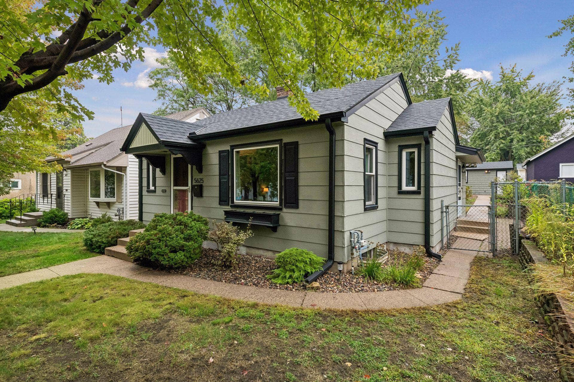 5625 42nd Avenue S, 56, Minneapolis, MN 55417 Surprising things come in small packages.