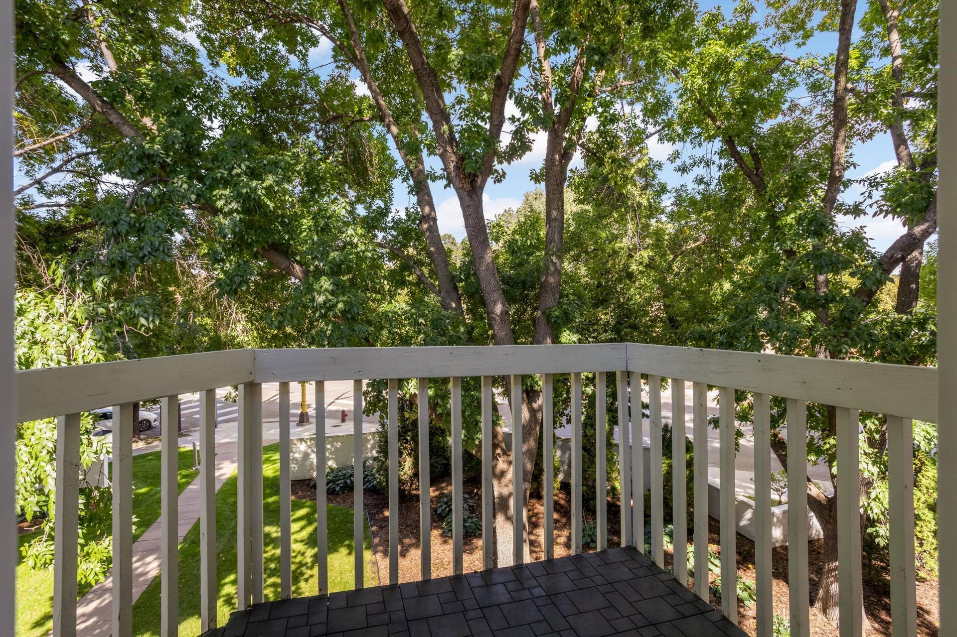 3012 Lake Shore Drive, #B, 83, Minneapolis, MN 55416