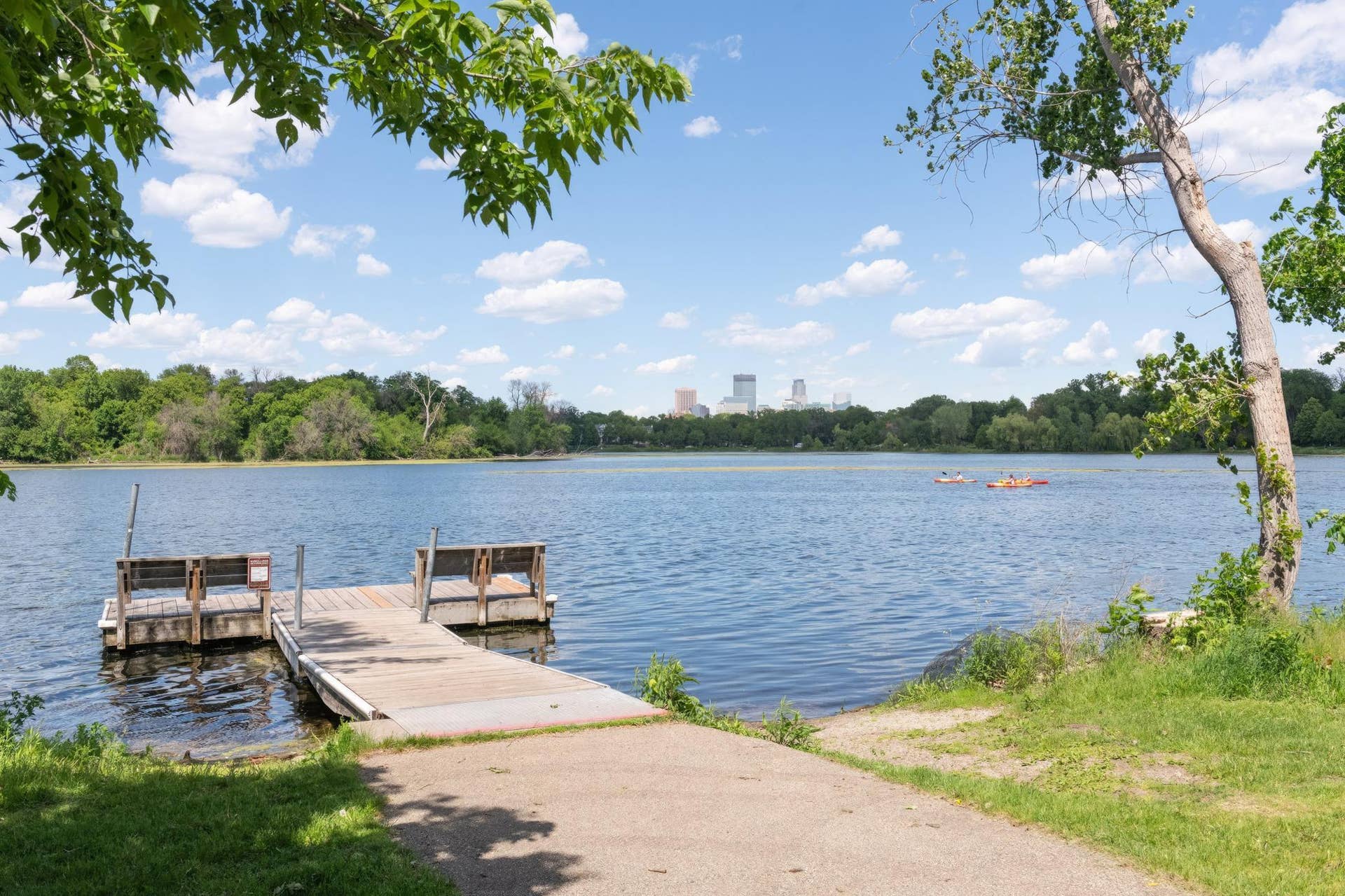 3012 Lake Shore Drive, #B, 83, Minneapolis, MN 55416