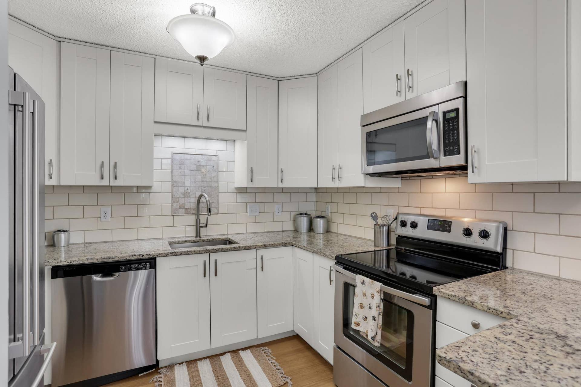3012 Lake Shore Drive, #B, 83, Minneapolis, MN 55416