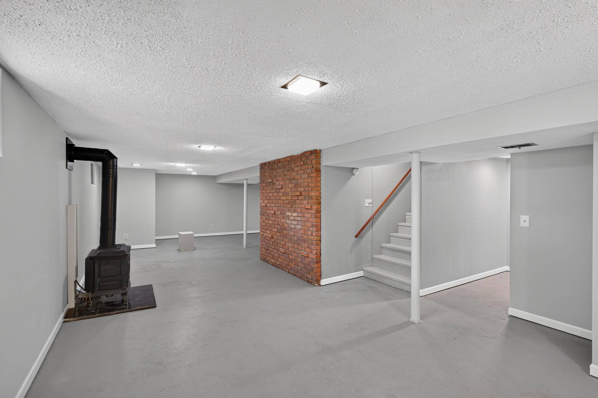 1837 Hawthorne Avenue E, 92, Saint Paul, MN 55119 29_1837_Hawthorne29_mls.jpg