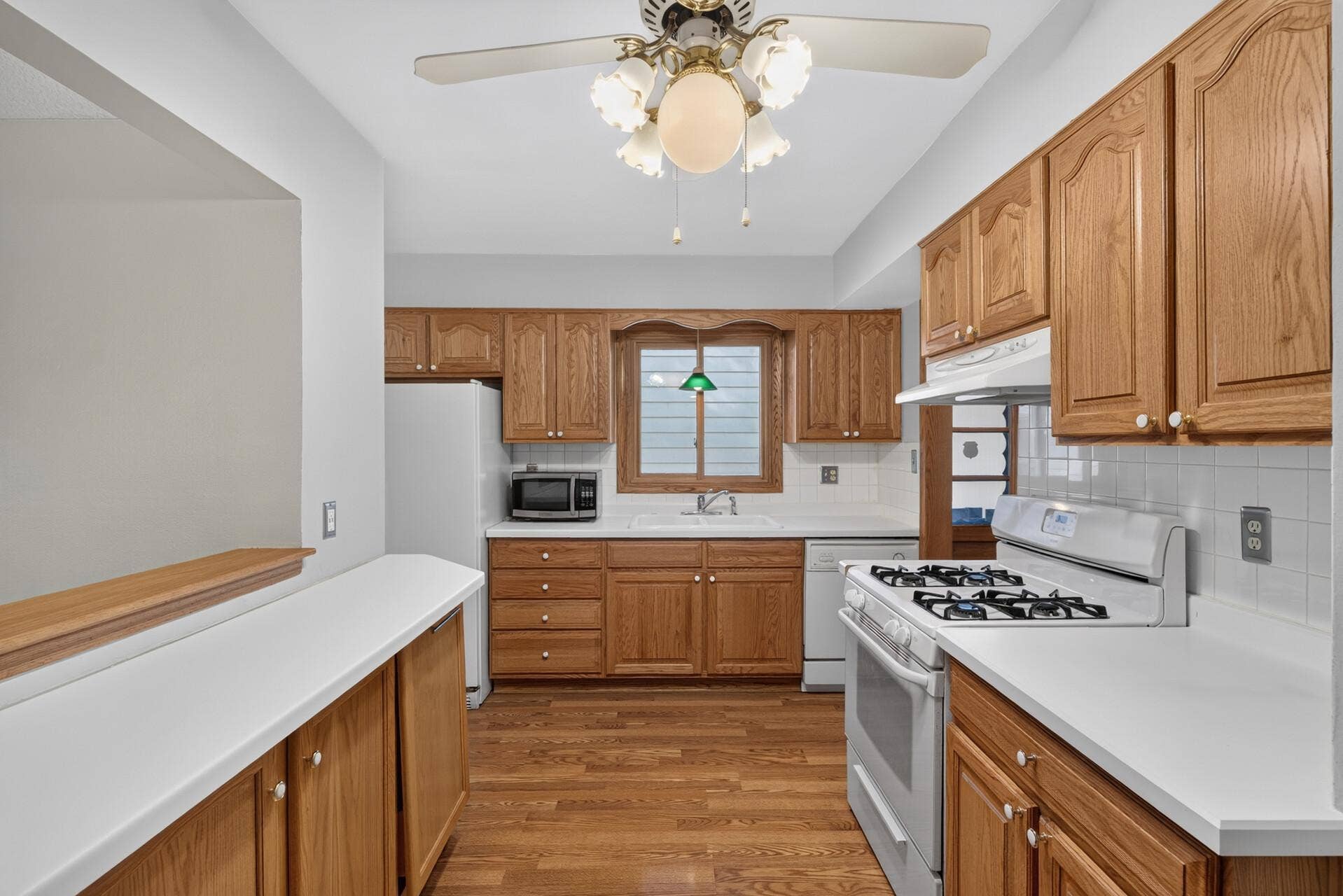 1837 Hawthorne Avenue E, 92, Saint Paul, MN 55119 14_1837_Hawthorne14_mls.jpg
