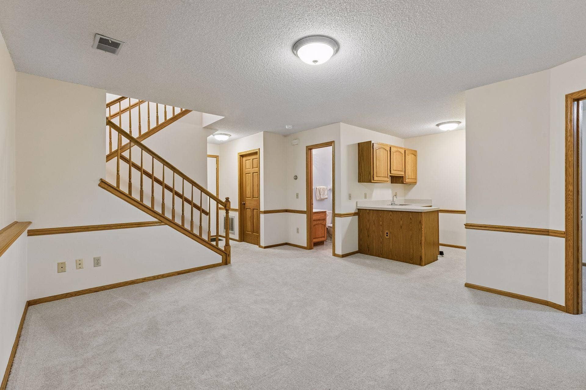 8711 Goldenrod Lane N, Maple Grove, MN 55369