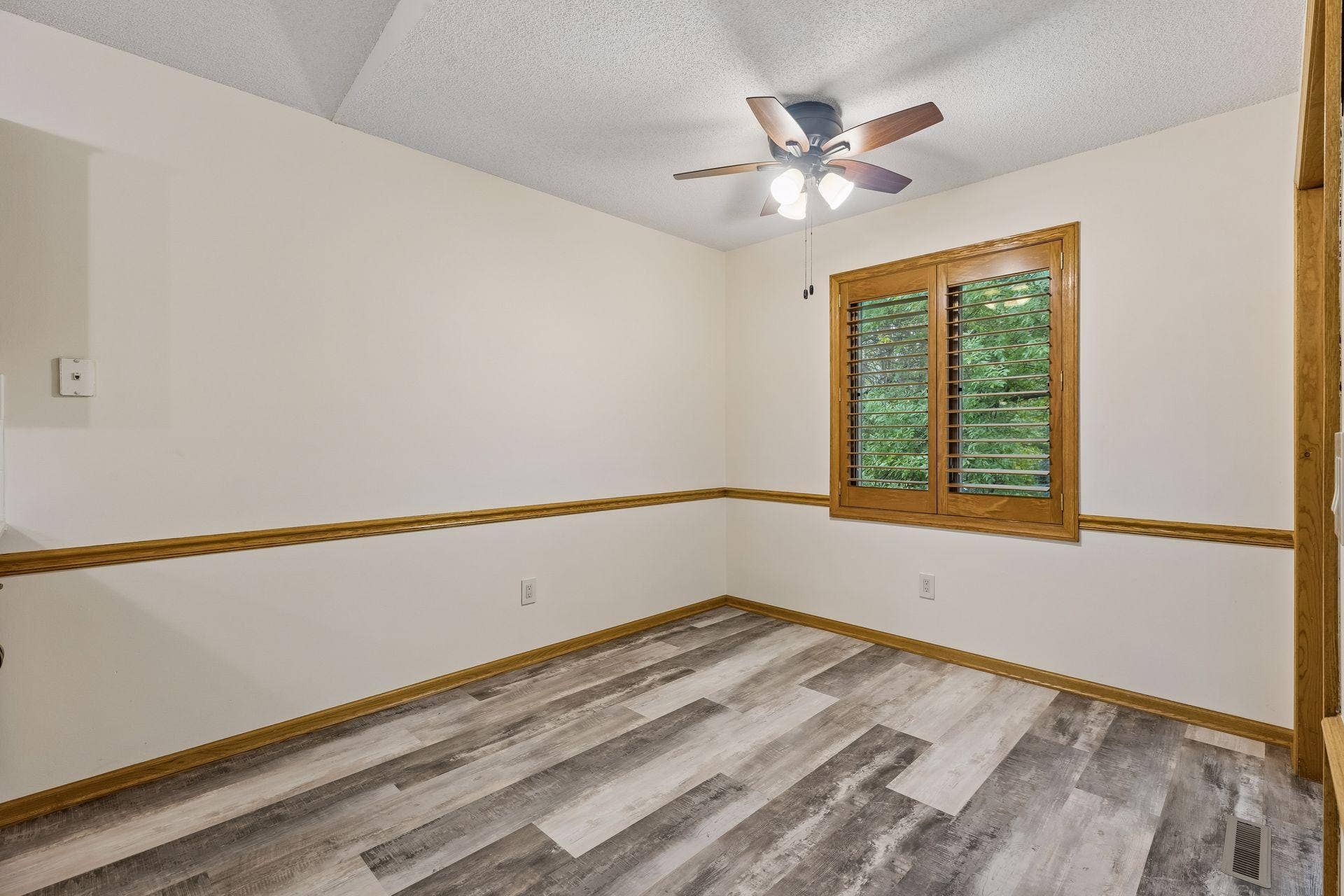 8711 Goldenrod Lane N, Maple Grove, MN 55369