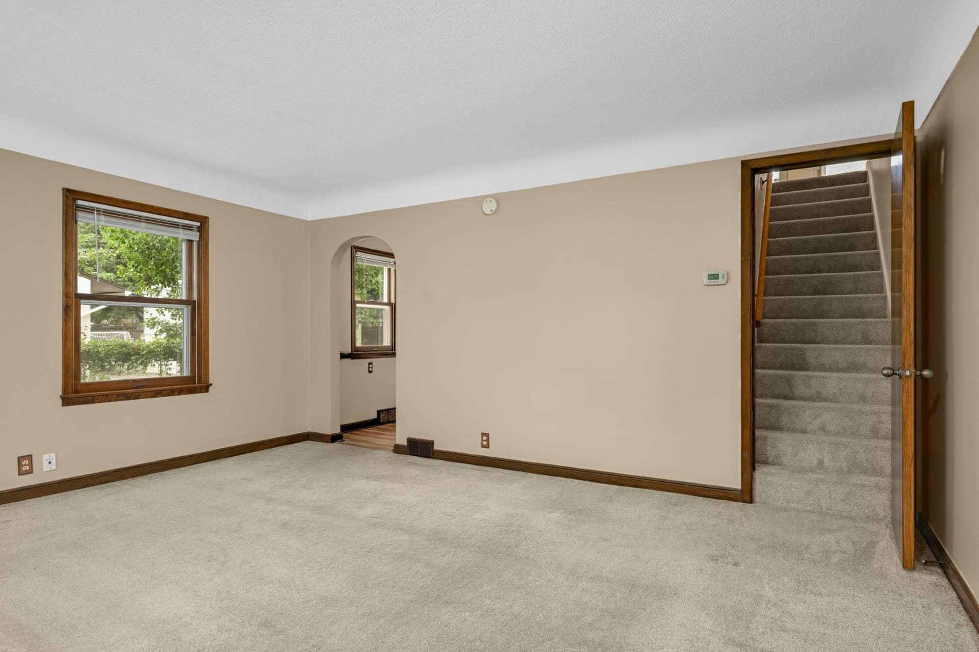 5636 Cedar Avenue S, 17, Minneapolis, MN 55417 5638 living room