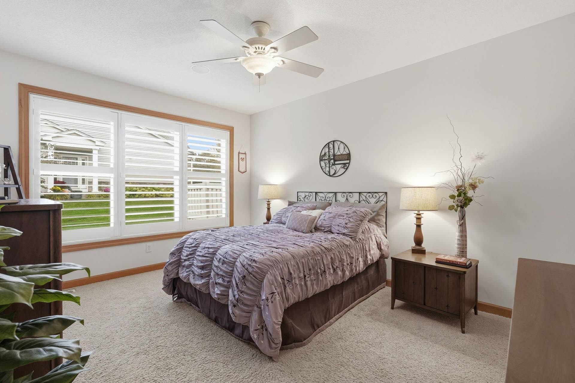 7147 Arthur Drive, Woodbury, MN 55125 19-web-or-mls-7147 Arthur Dr -19.jpg