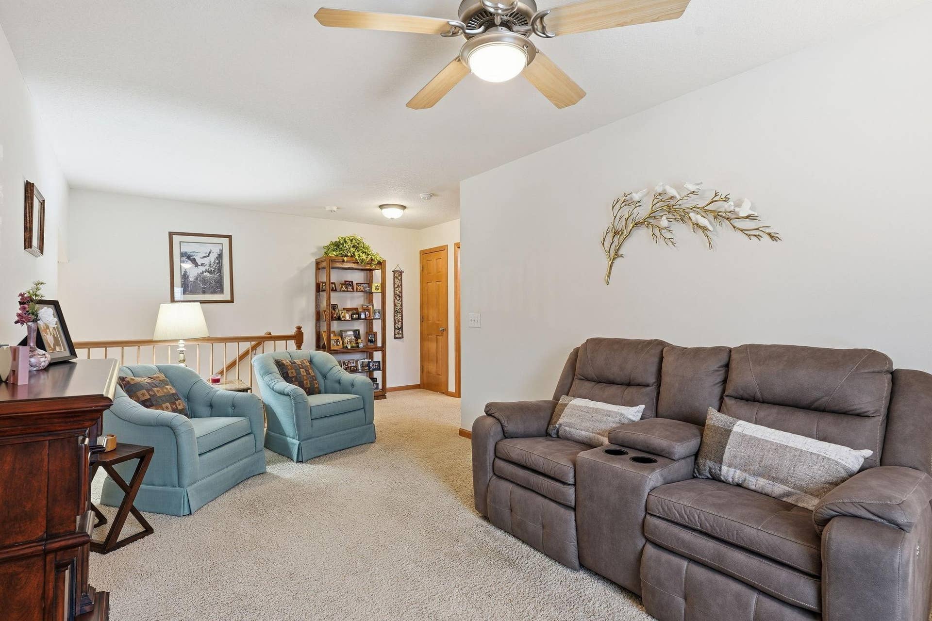 7147 Arthur Drive, Woodbury, MN 55125 12-web-or-mls-7147 Arthur Dr -12.jpg