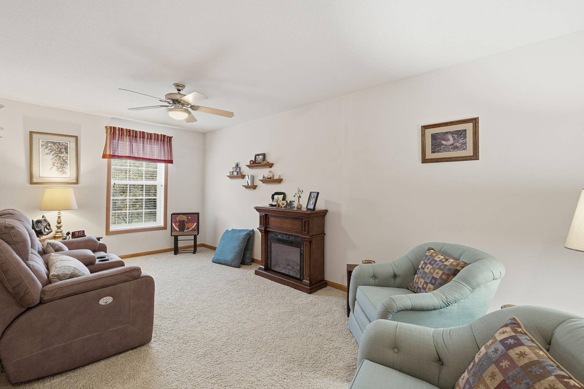 7147 Arthur Drive, Woodbury, MN 55125 10-web-or-mls-7147 Arthur Dr -10.jpg