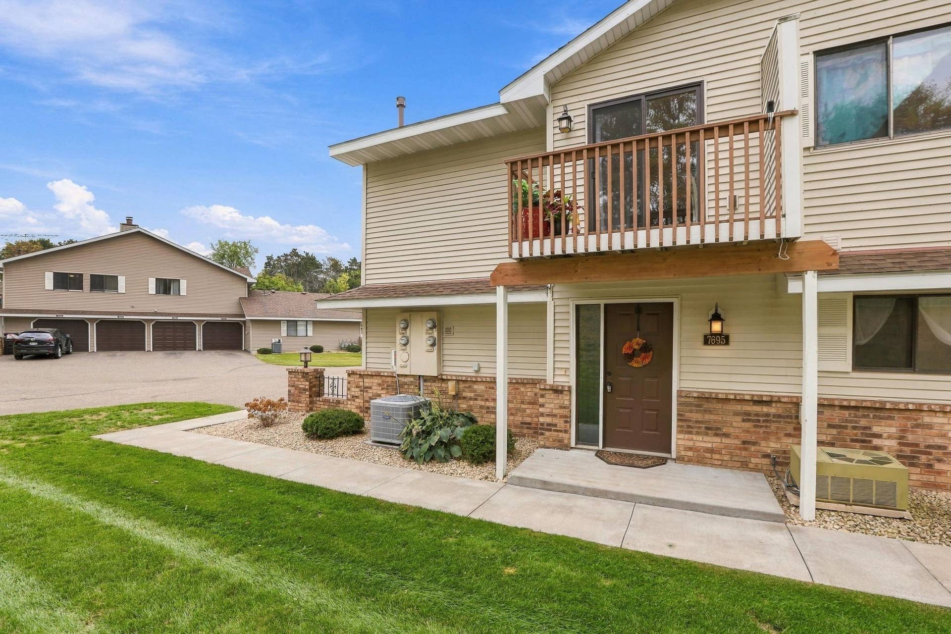 7695 Wedgewood Court N, Maple Grove, MN 55311 Welcome Home