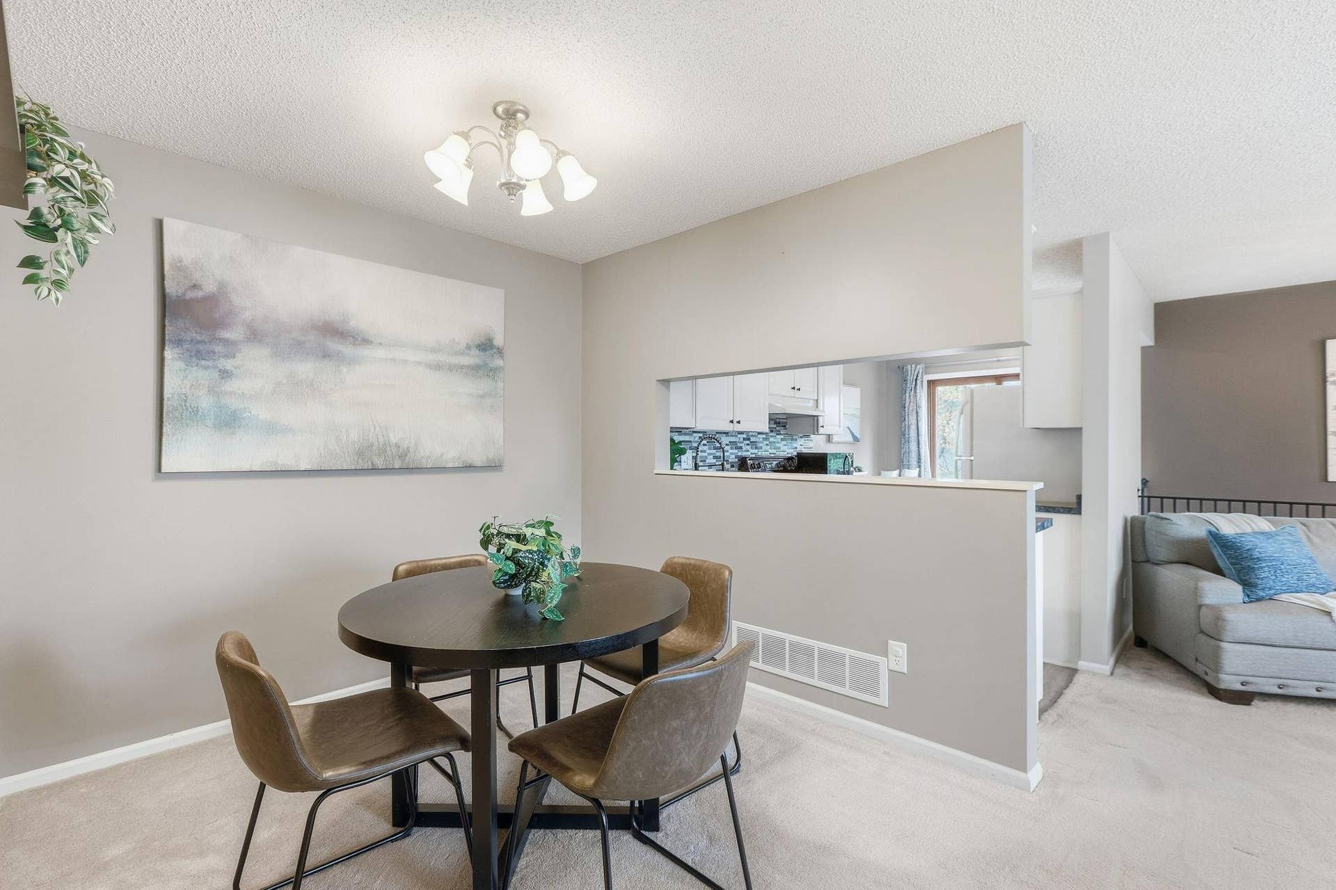 7695 Wedgewood Court N, Maple Grove, MN 55311 7695 Wedgewood Court N, Maple Grove, MN 55311