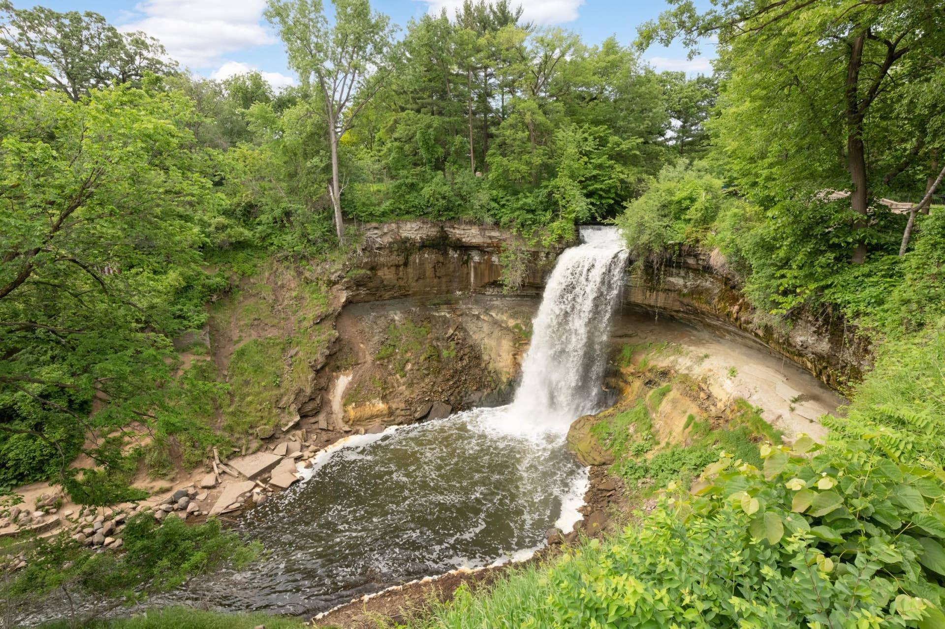 4533 45th Avenue S, 32, Minneapolis, MN 55406 Minnehaha Falls