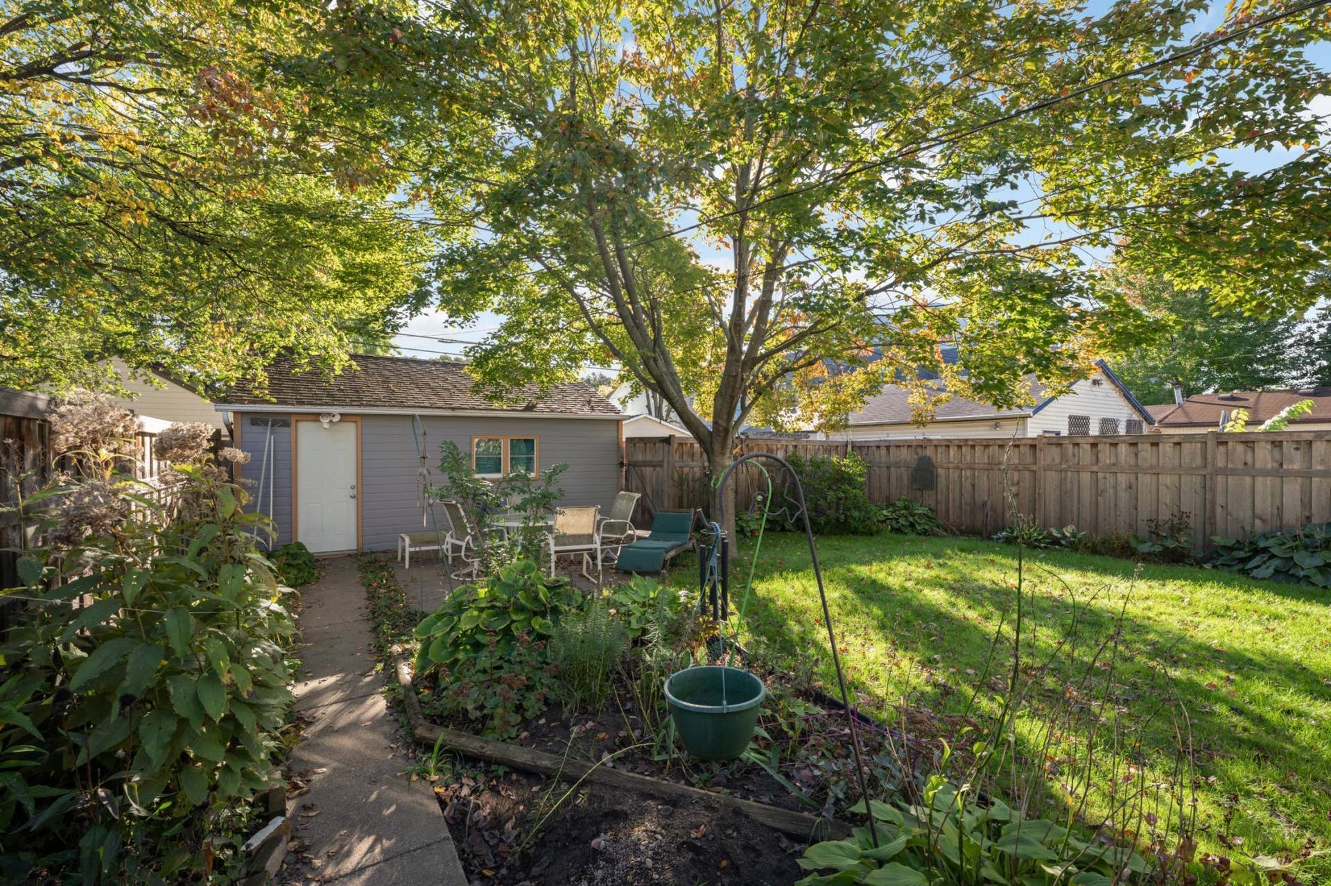 4533 45th Avenue S, 32, Minneapolis, MN 55406 A perfect space for a gardener