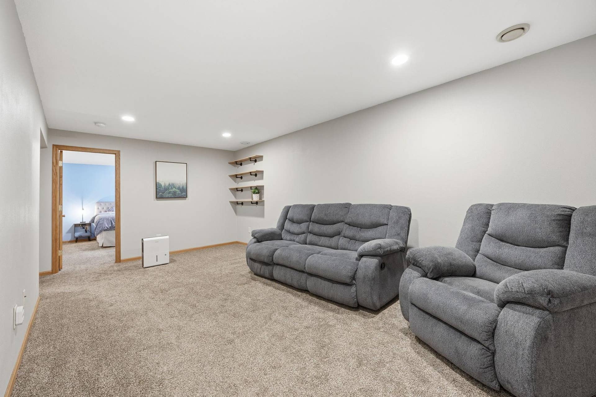 460 Minnesota Street NW, Hutchinson, MN 55350 460 Minnesota Street NW, Hutchinson, MN 55350