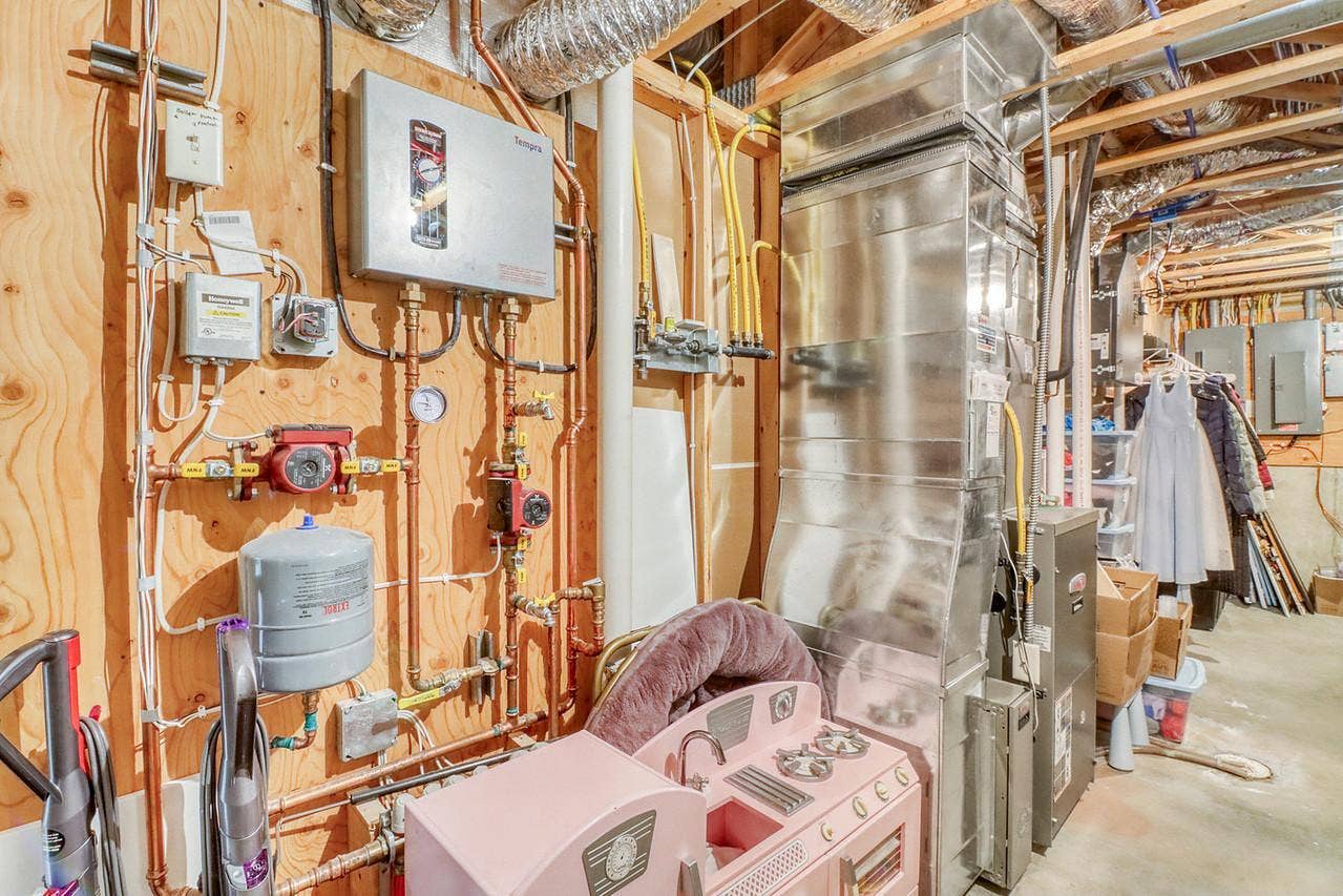 5888 26th Street S, Fargo, ND 58104 Mechanical1_3-1280.JPG