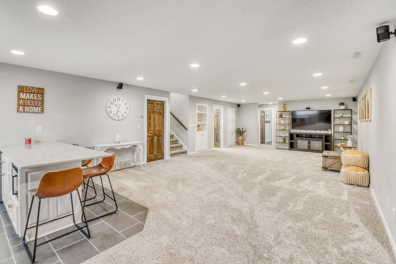 5888 26th Street S, Fargo, ND 58104 Basement Bar / Family Room