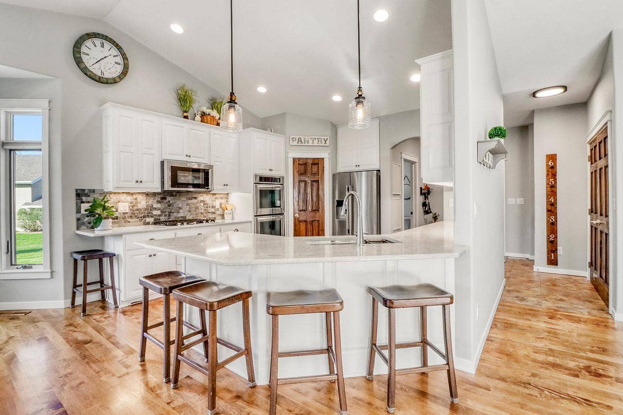5888 26th Street S, Fargo, ND 58104 Kitchen w/ updated pendant lights